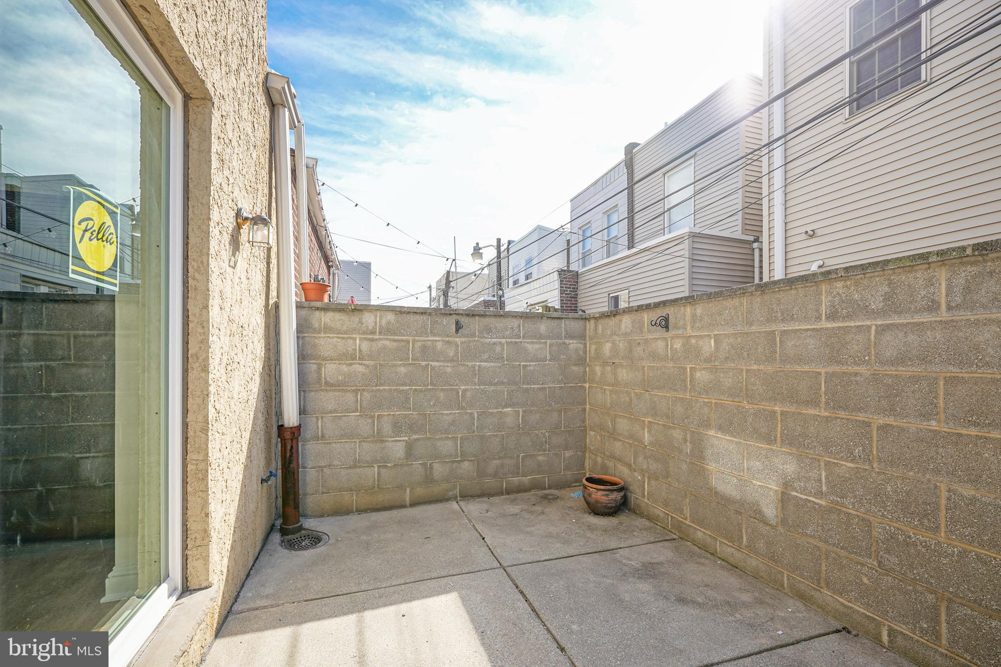 WHITMAN - Residential