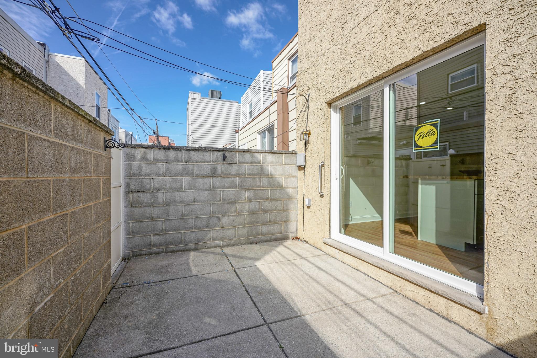 WHITMAN - Residential