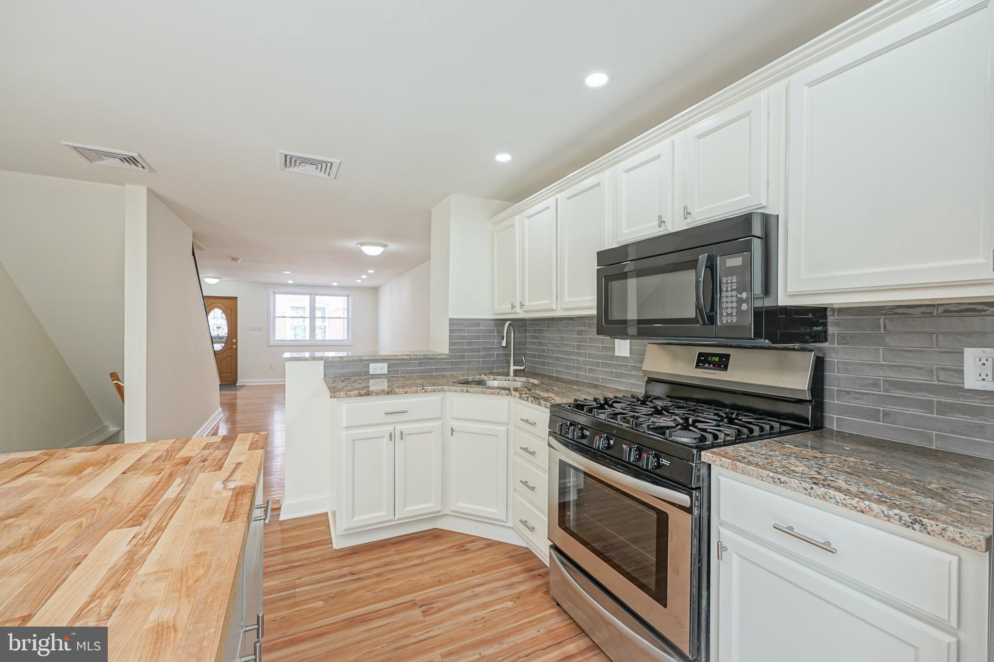 WHITMAN - Residential