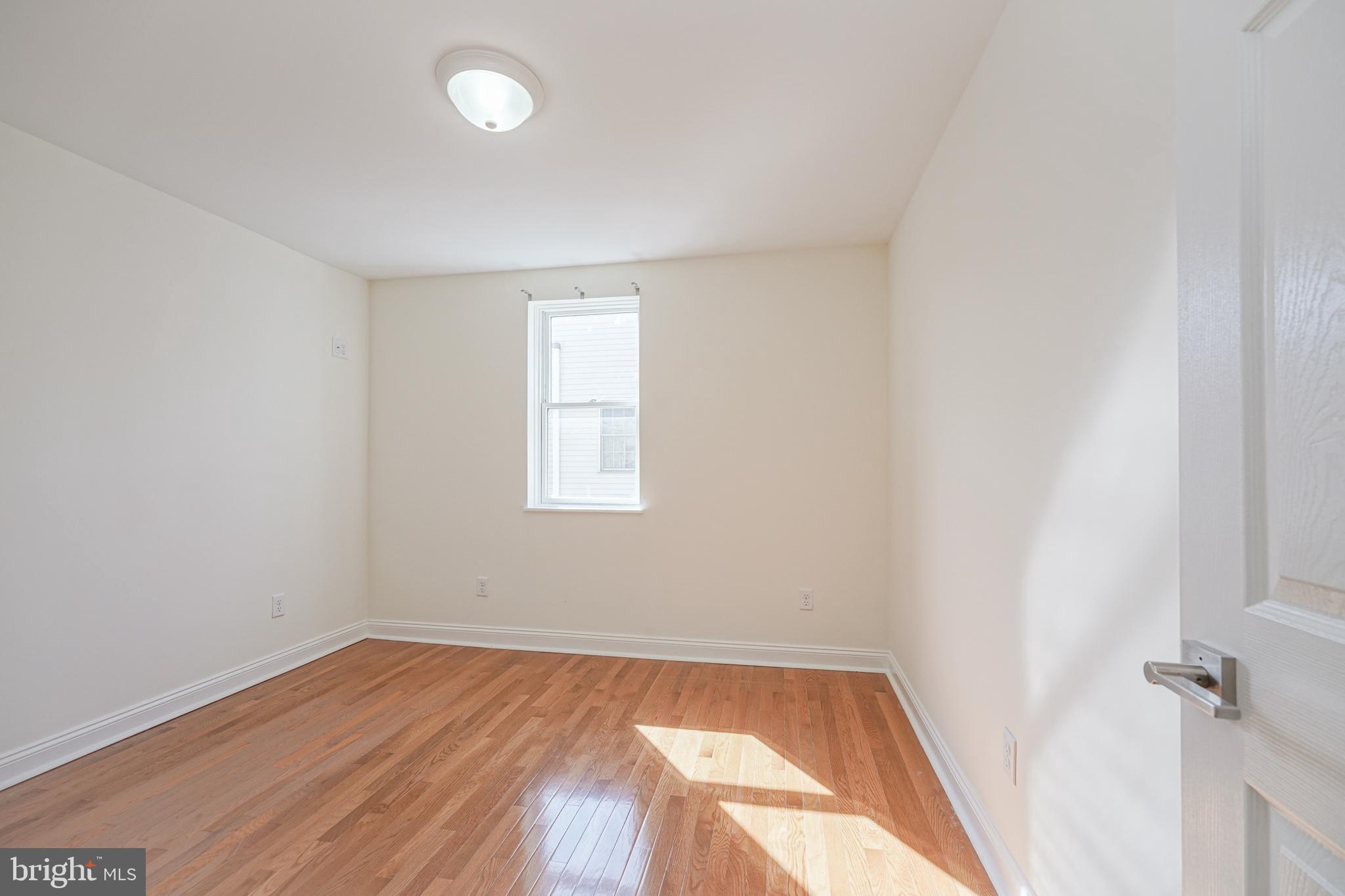 WHITMAN - Residential