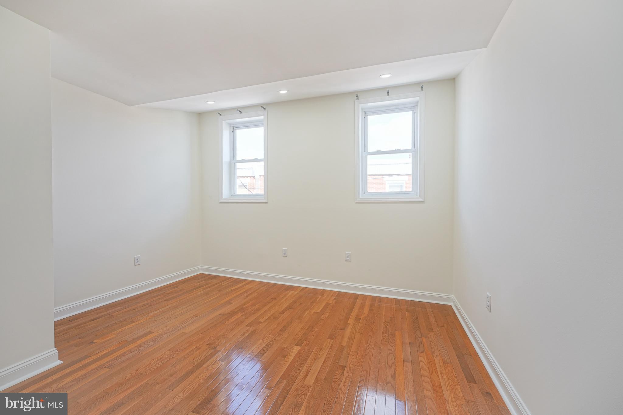 WHITMAN - Residential