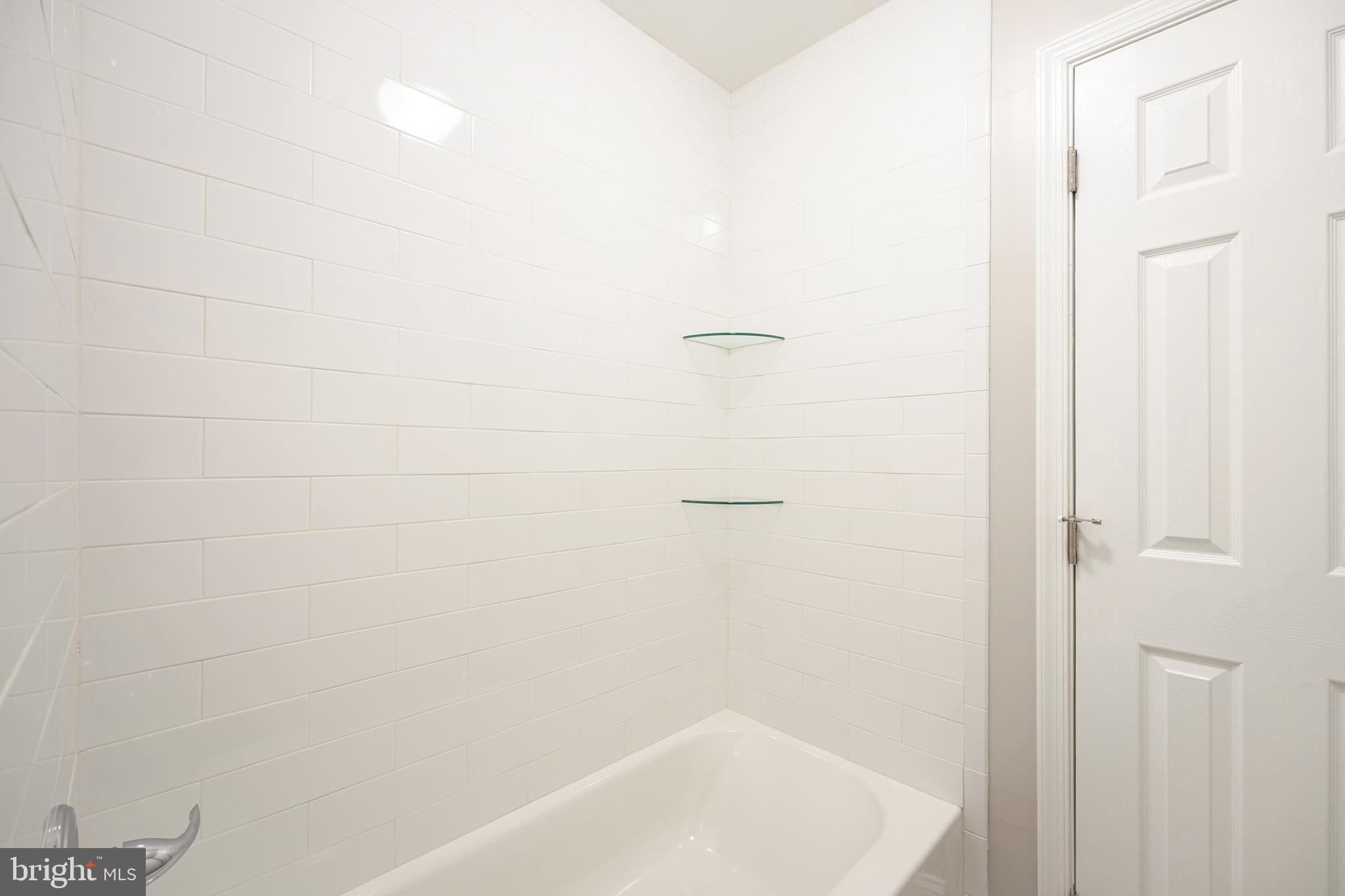 WHITMAN - Residential