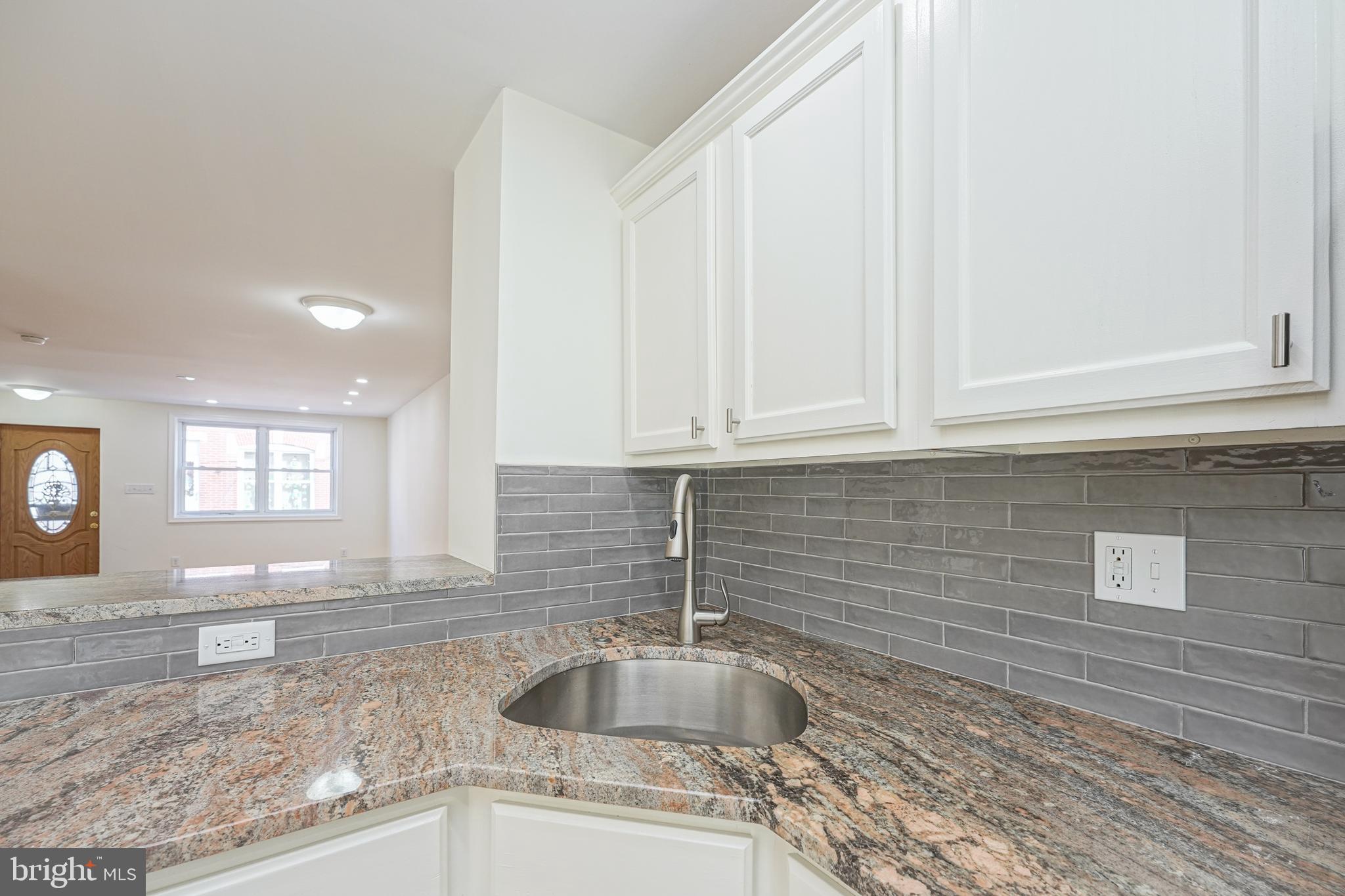 WHITMAN - Residential