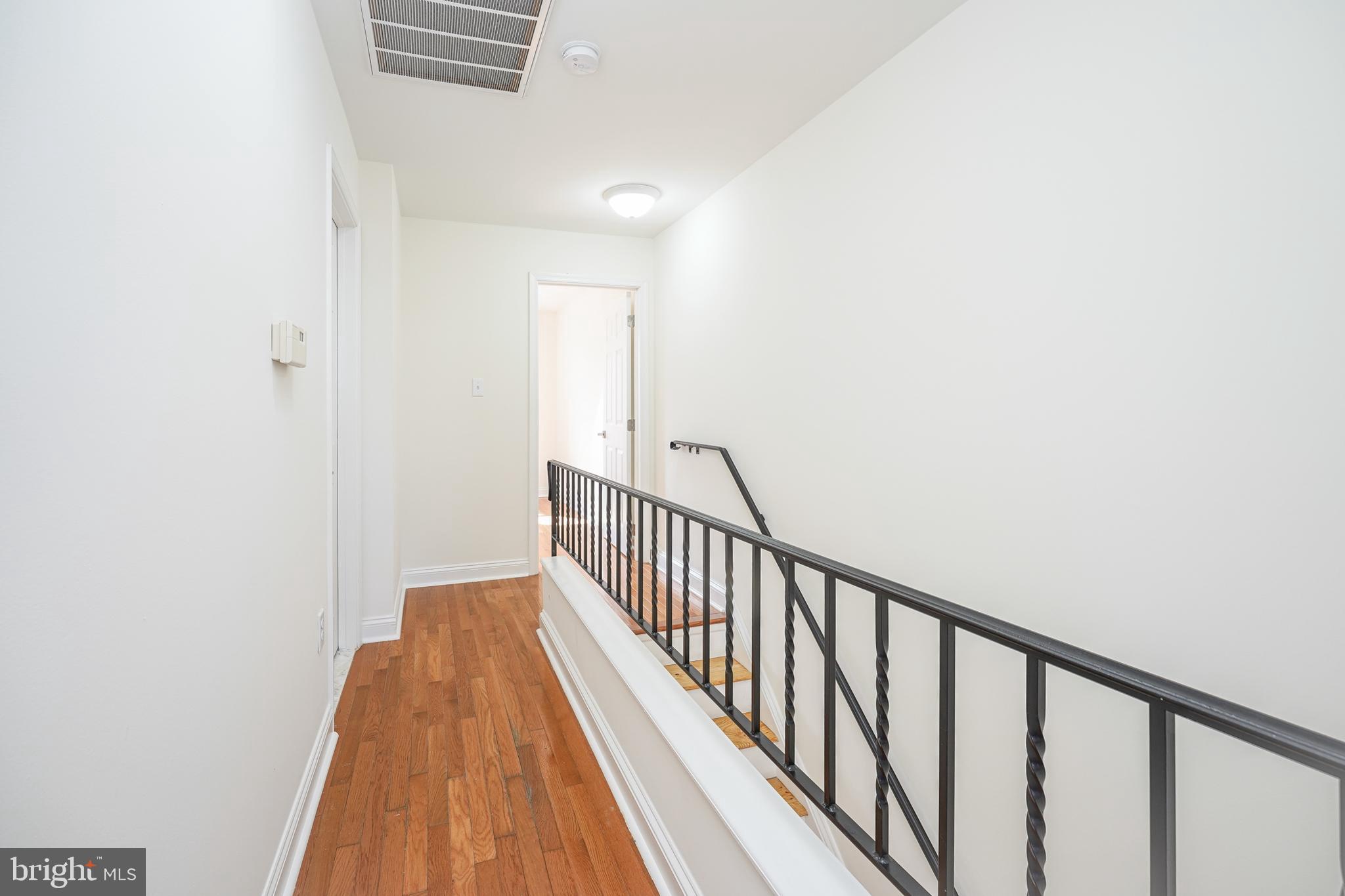 WHITMAN - Residential