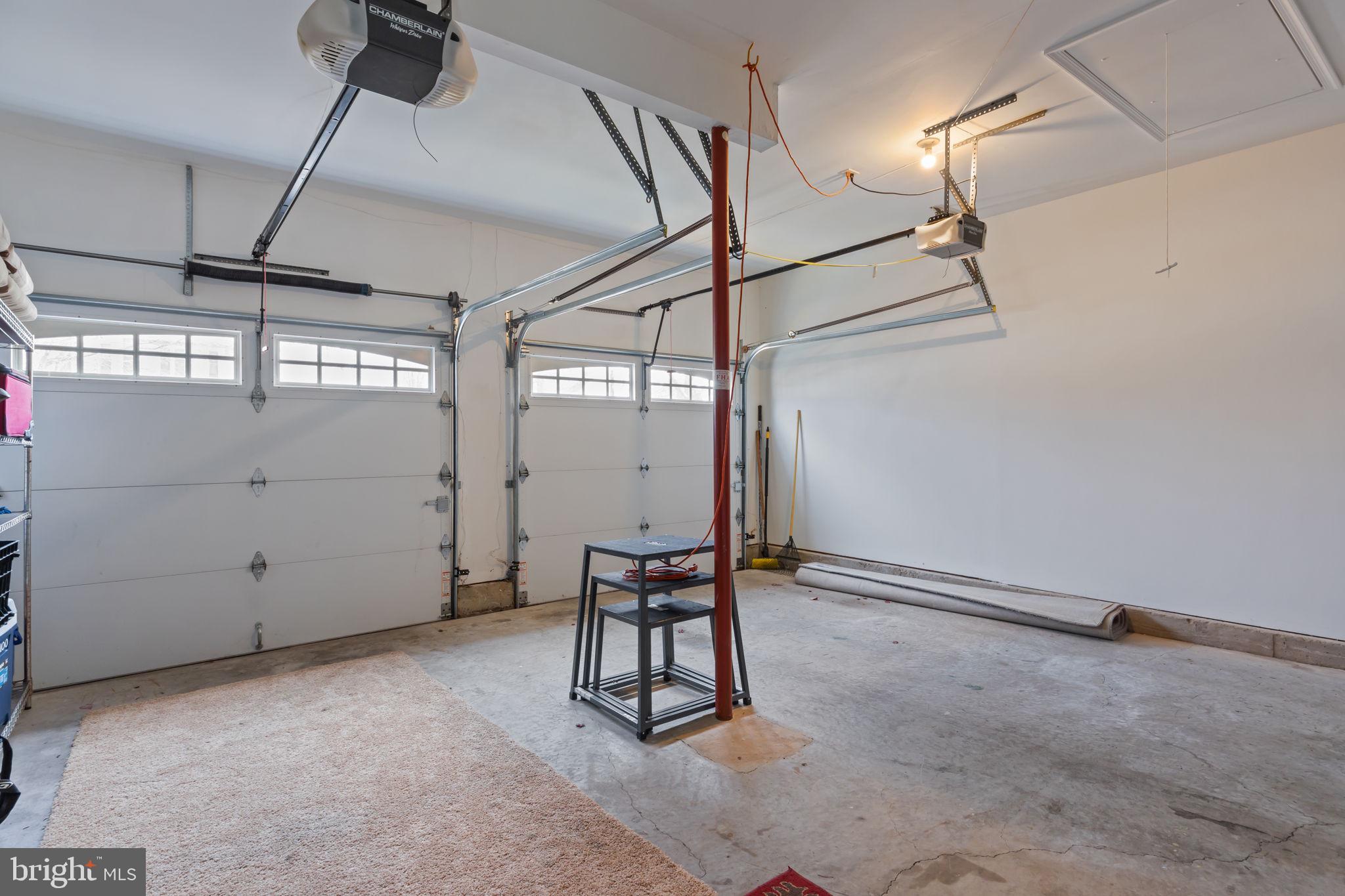 IDLEWOOD - Residential