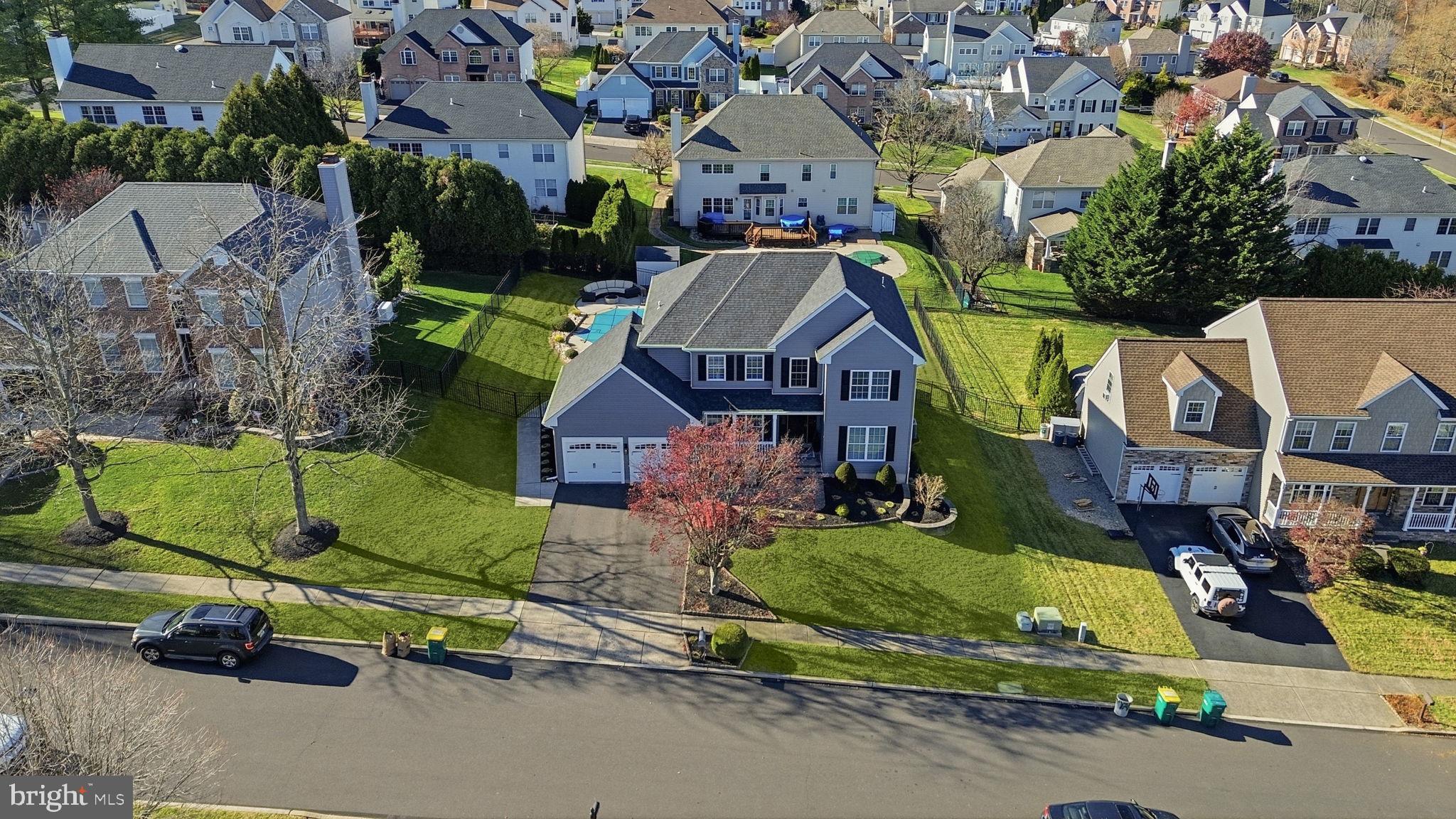 IDLEWOOD - Residential