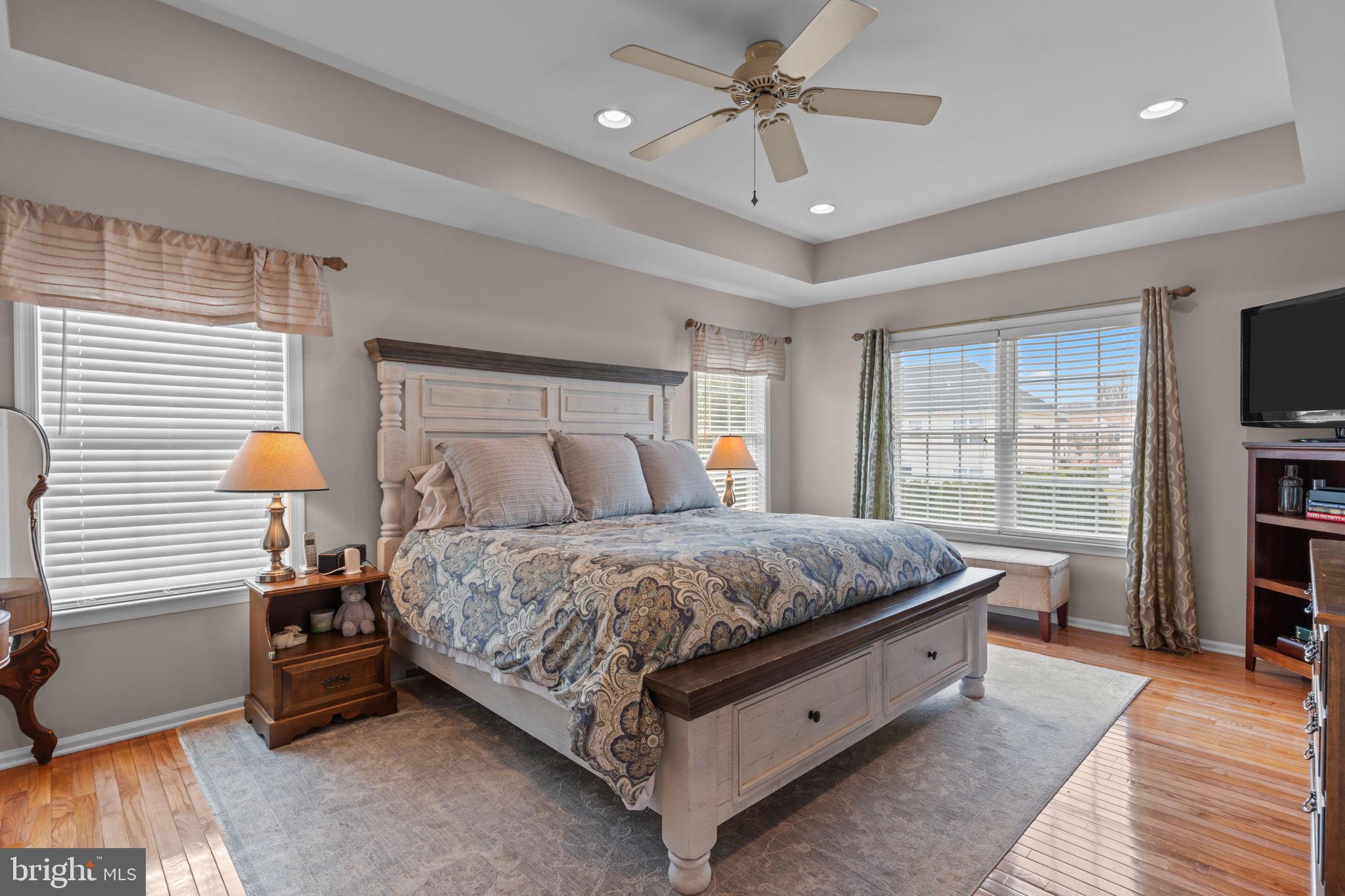 IDLEWOOD - Residential