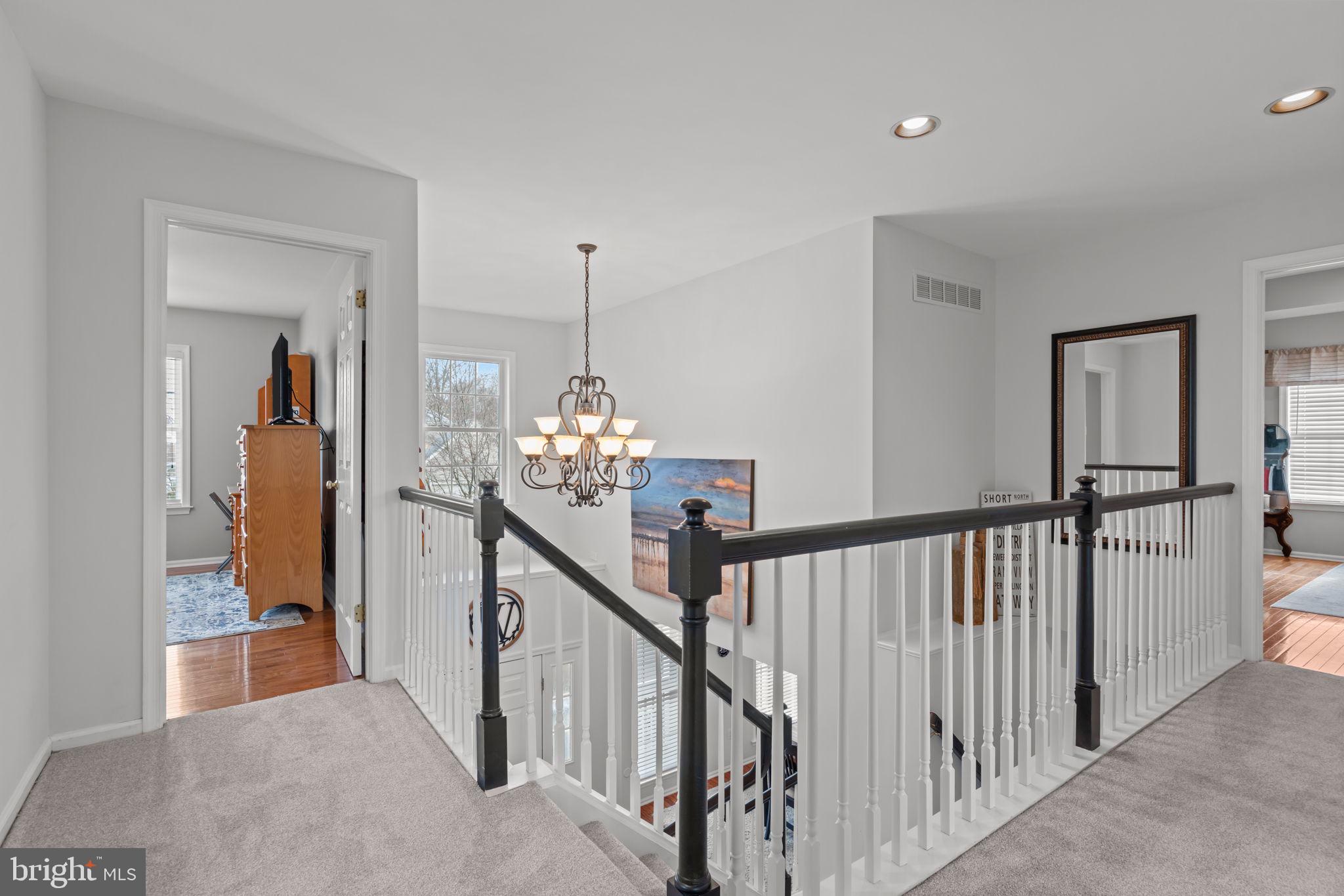 IDLEWOOD - Residential