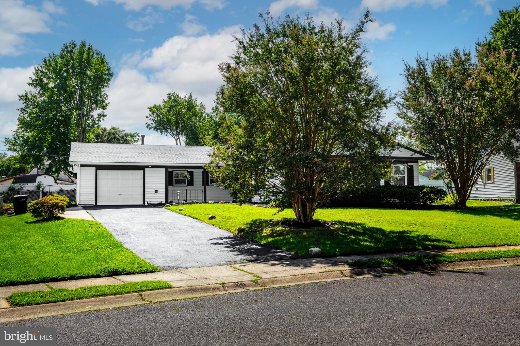 18 EDEN ROCK LANE