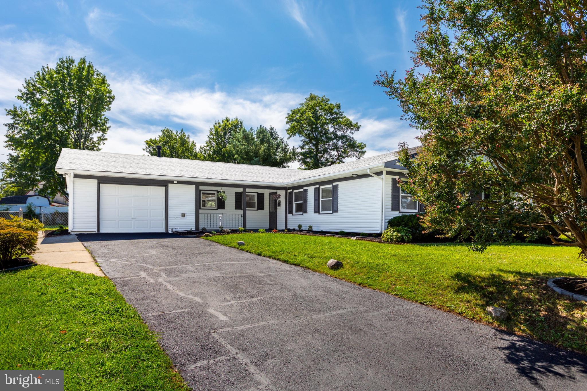 18 EDEN ROCK LANE