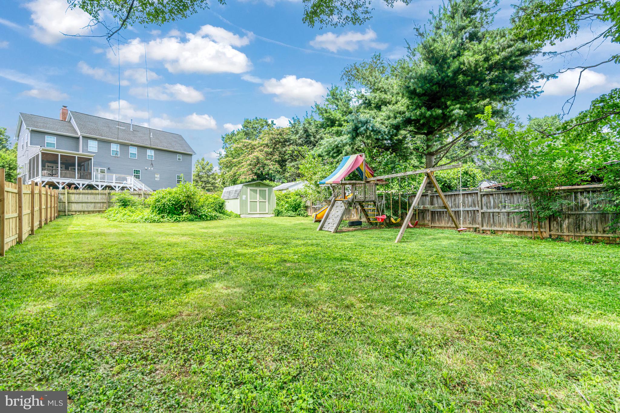 6437 HOLYOKE DRIVE
