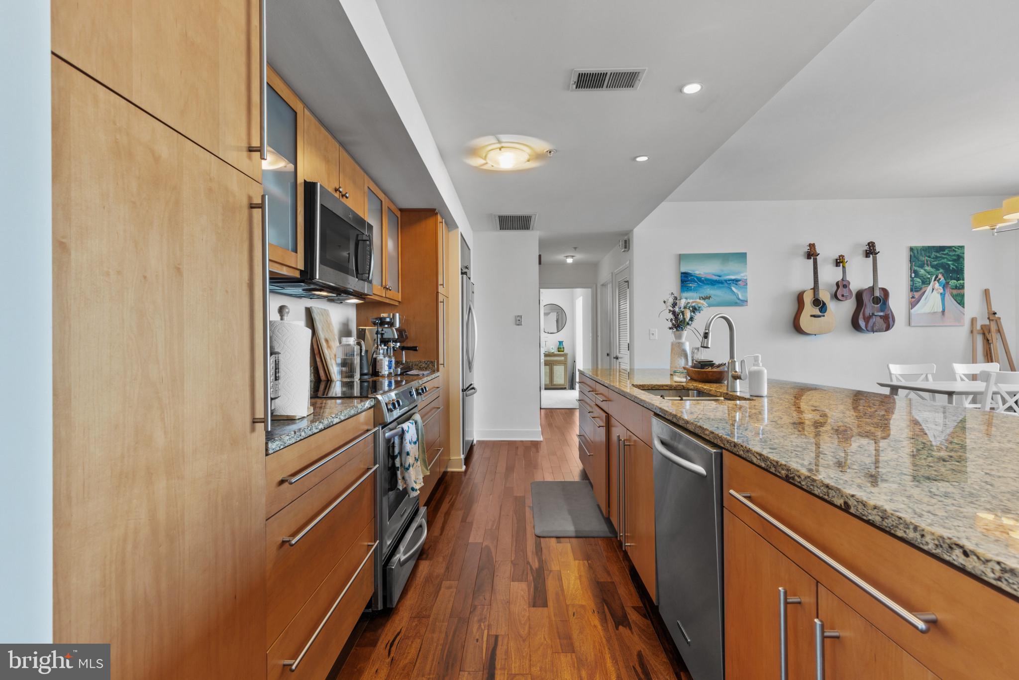 HARBOR EAST - Residential Lease