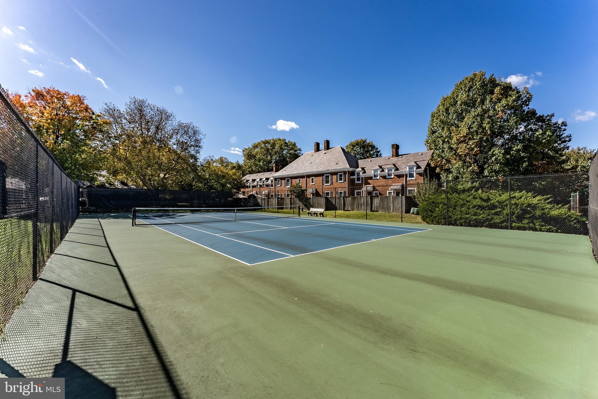 FAIRLINGTON GLEN - Residential