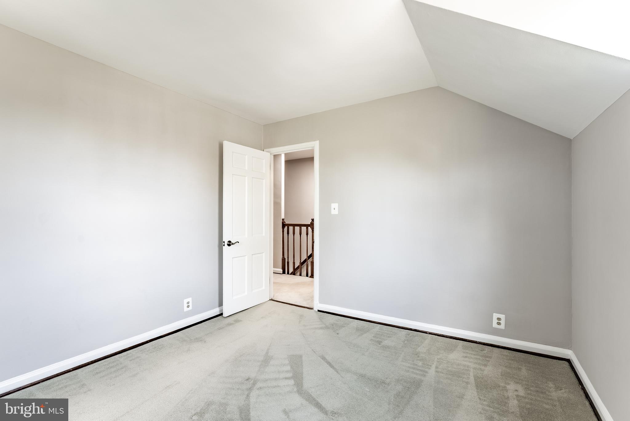 FAIRLINGTON GLEN - Residential