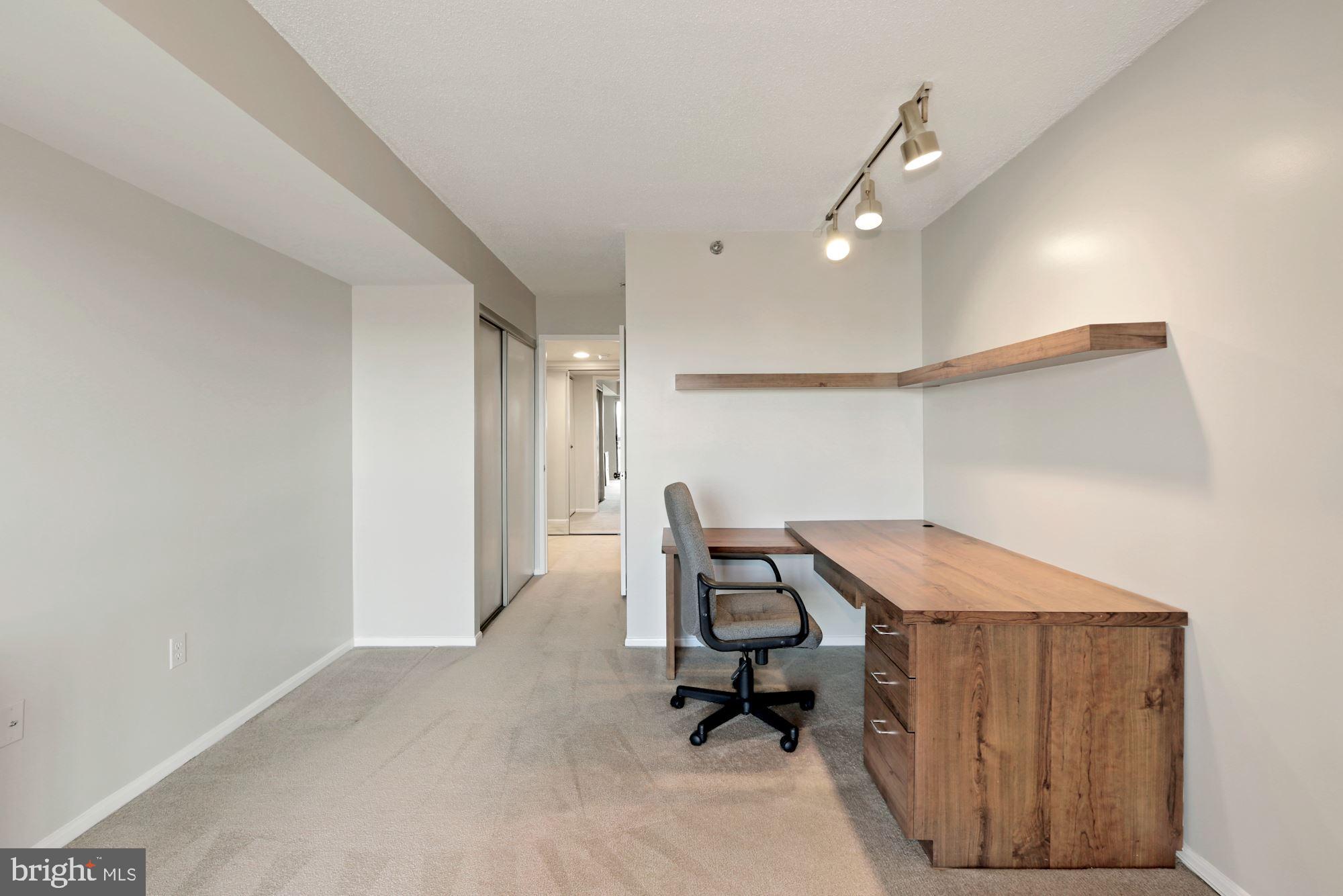 GREENS AT LEISURE WORLD - Residential