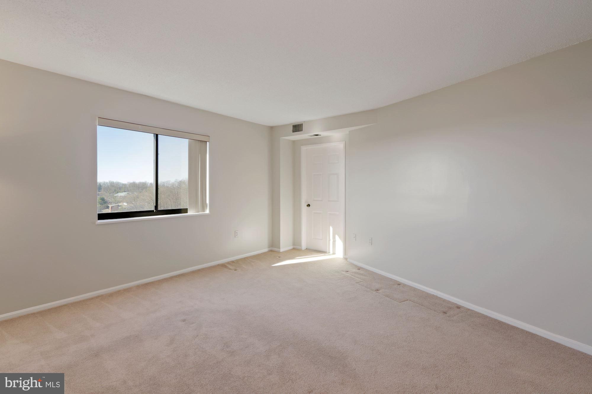 GREENS AT LEISURE WORLD - Residential