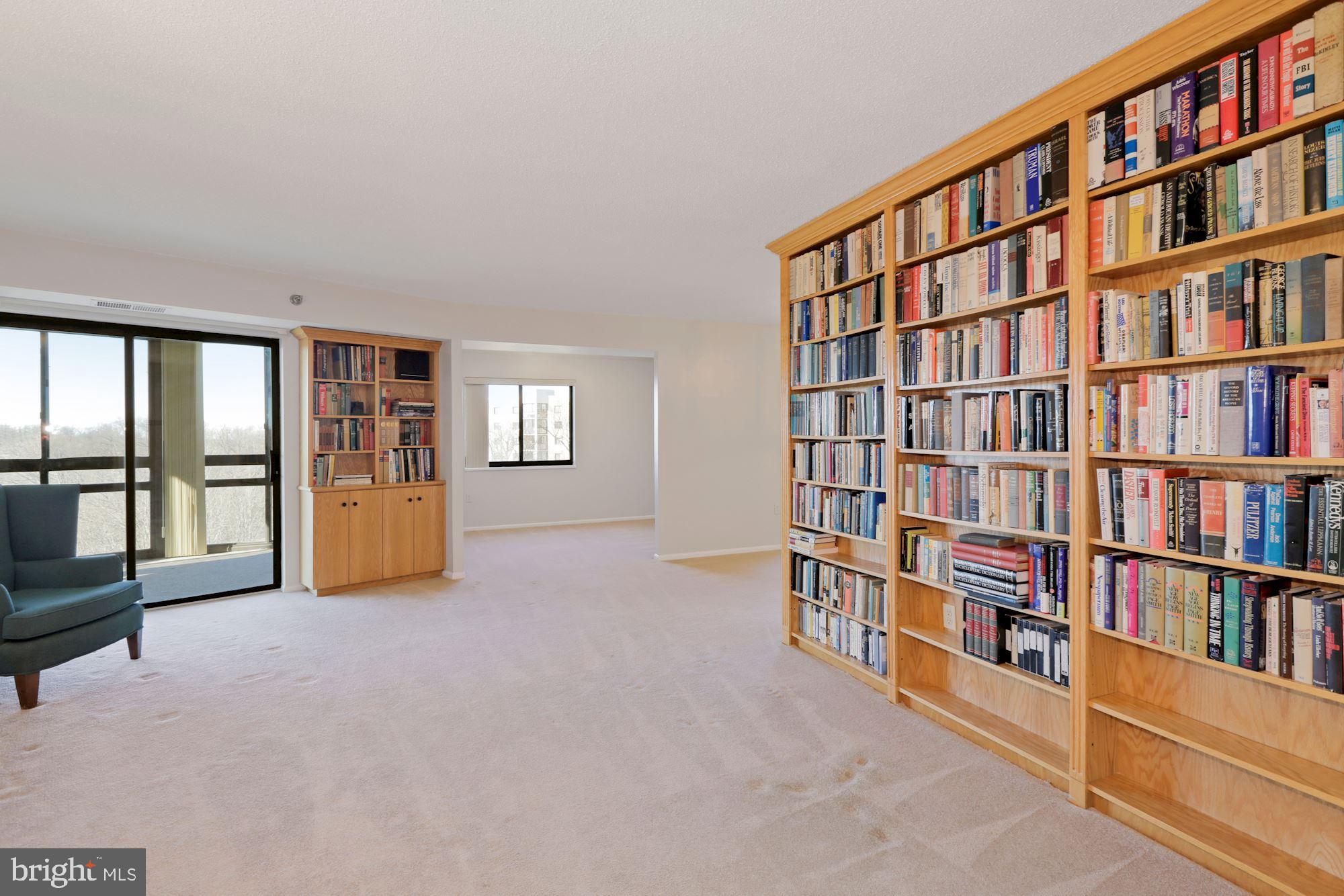 GREENS AT LEISURE WORLD - Residential