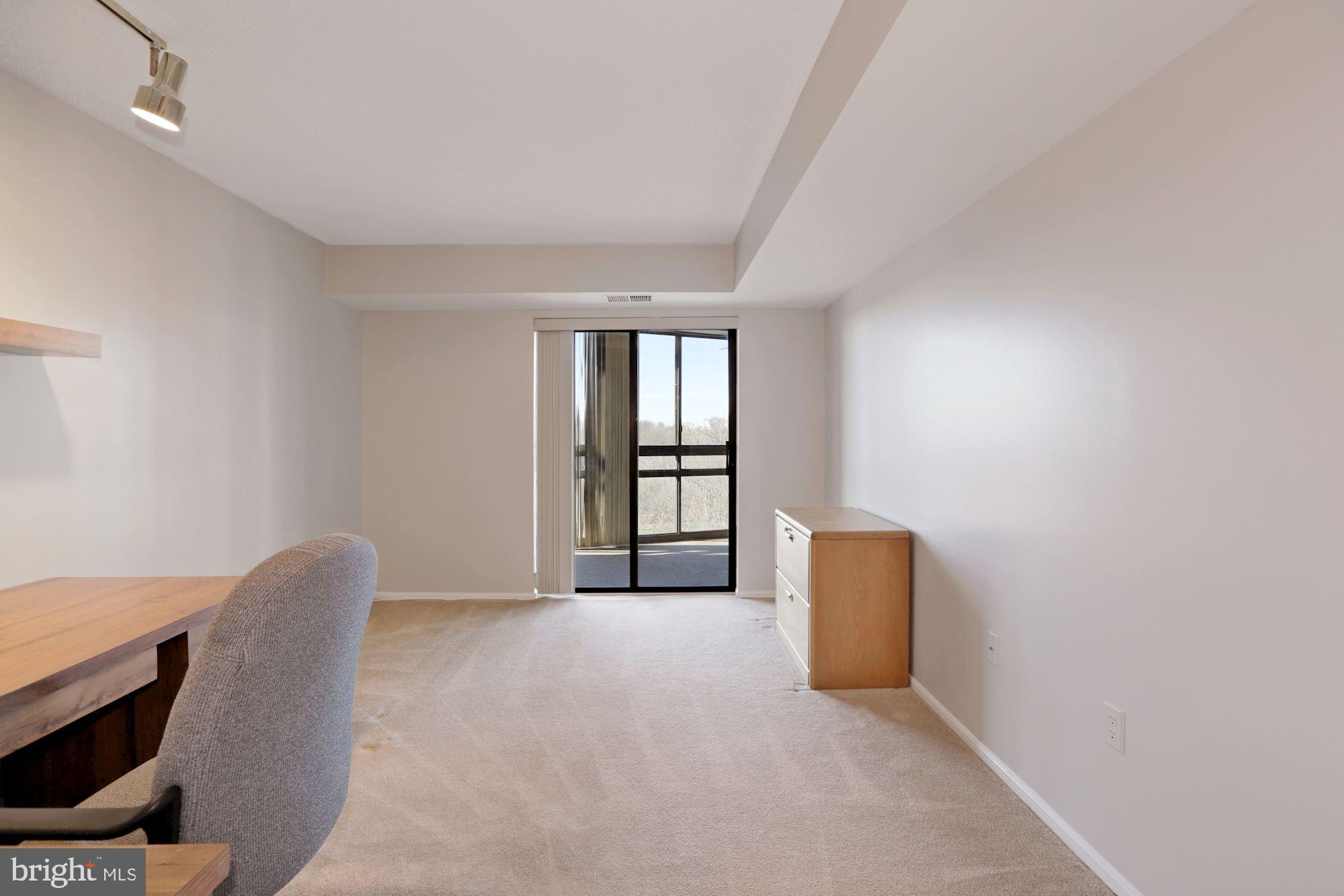 GREENS AT LEISURE WORLD - Residential