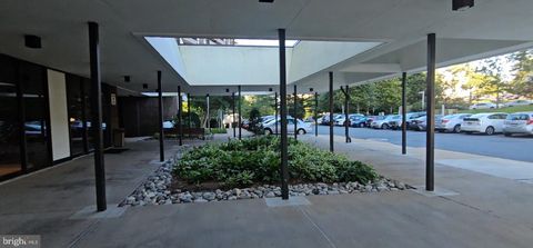 Photo of 250 S Reynolds Street #206, ALEXANDRIA, VA 22304 (MLS # VAAX2052668)