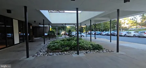 250 S Reynolds Street Unit 206, Alexandria, VA 22304 - MLS#: VAAX2052668