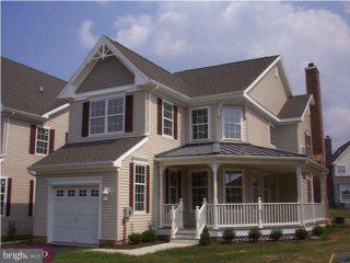 IVYLAND VILLAGE - Residential Lease