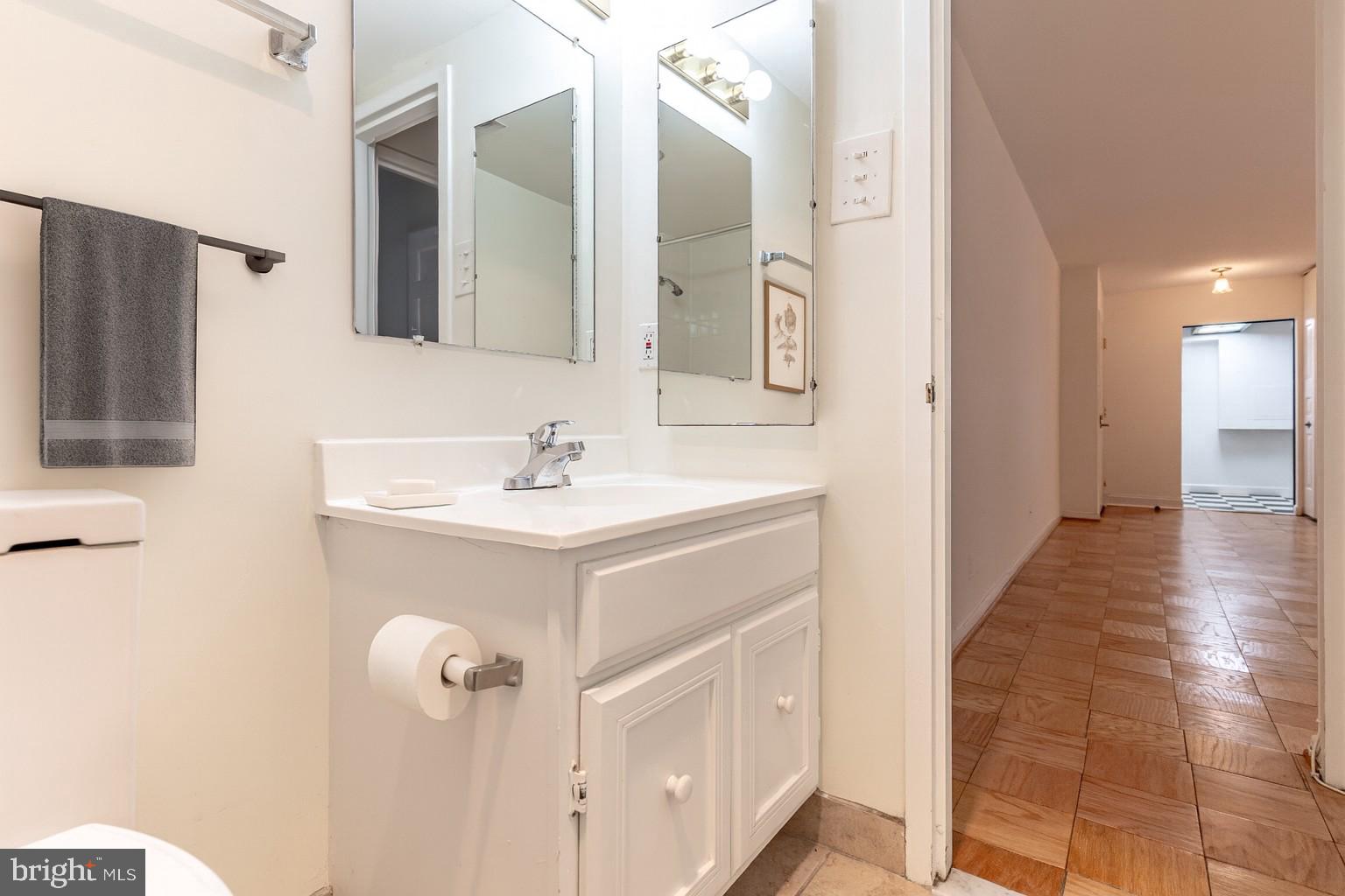 FRIENDSHIP HEIGHTS - Residential Lease