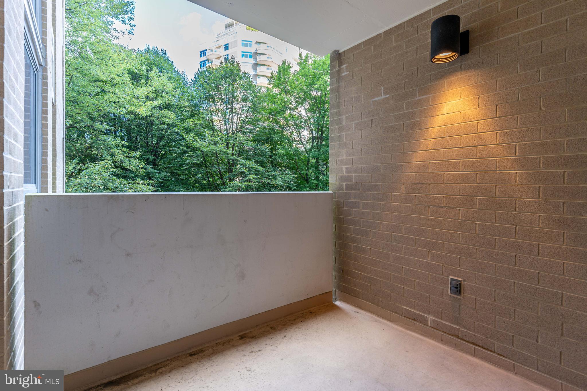 FRIENDSHIP HEIGHTS - Residential Lease