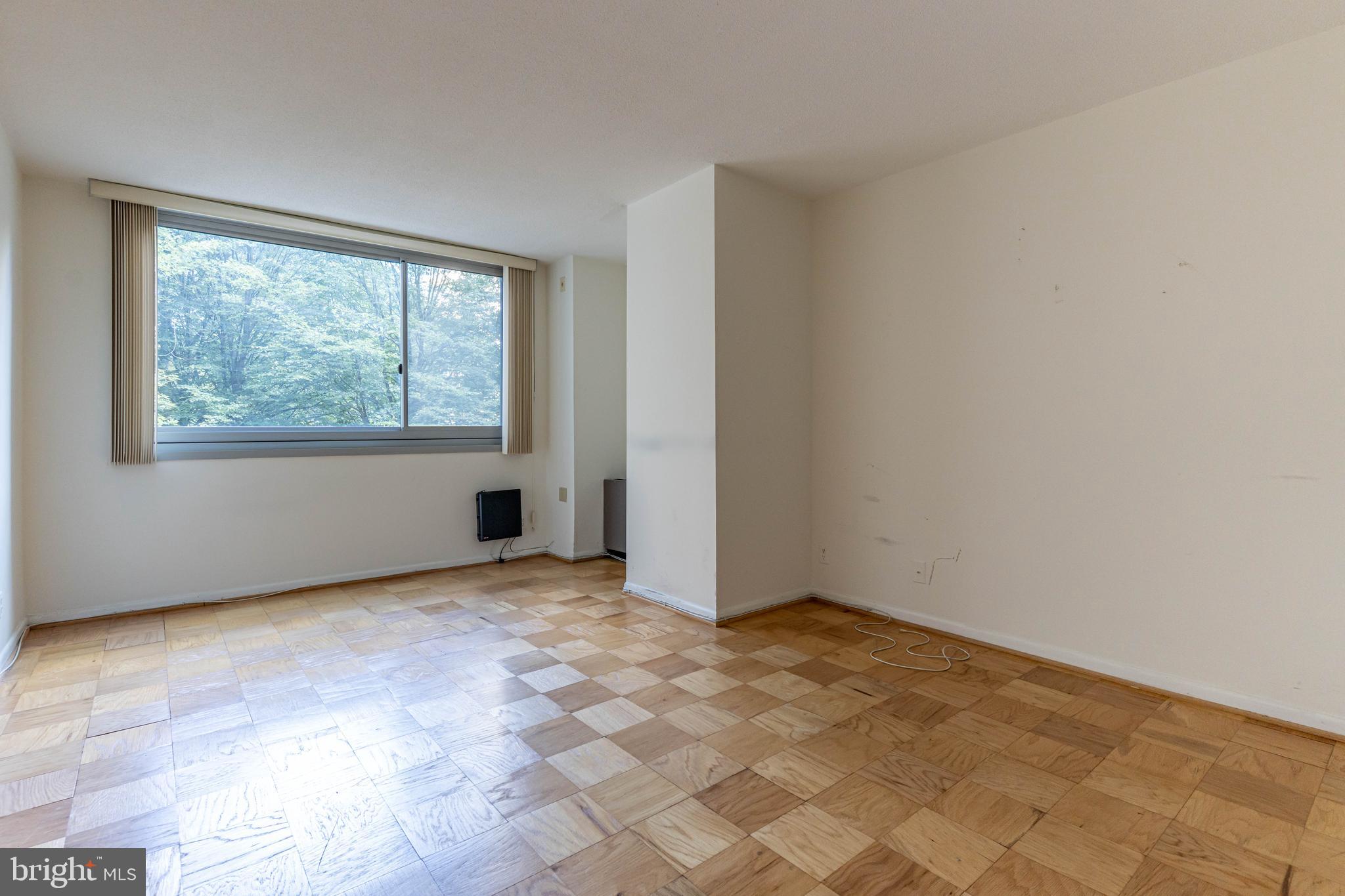 FRIENDSHIP HEIGHTS - Residential Lease