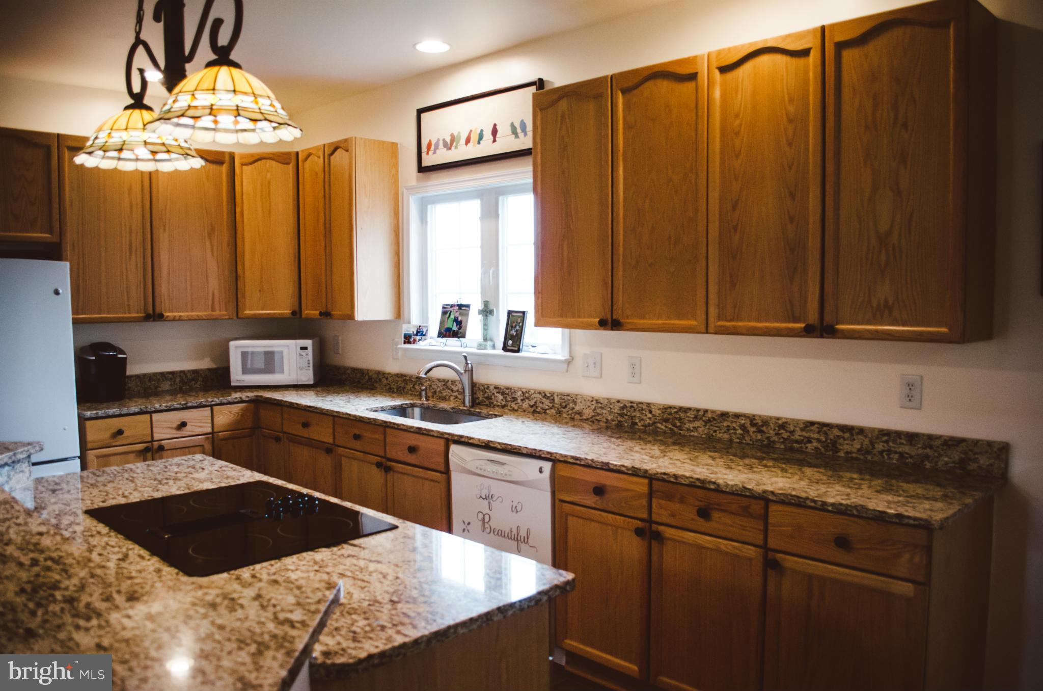 SPRUCE HILL ESTATES - Residential