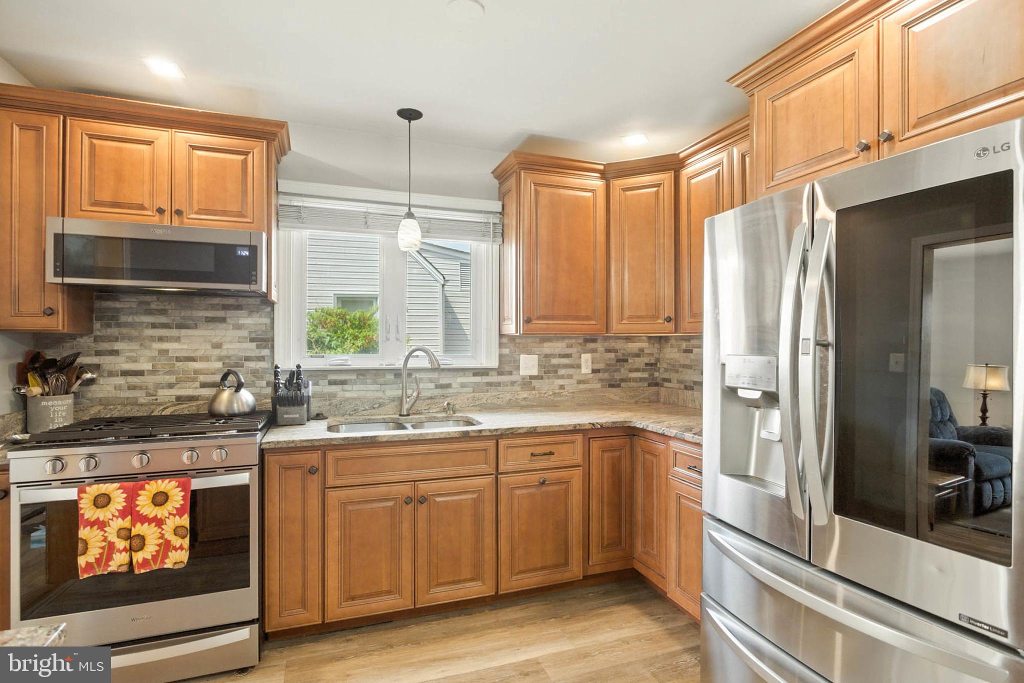 EASTERN TERRACE - Residential