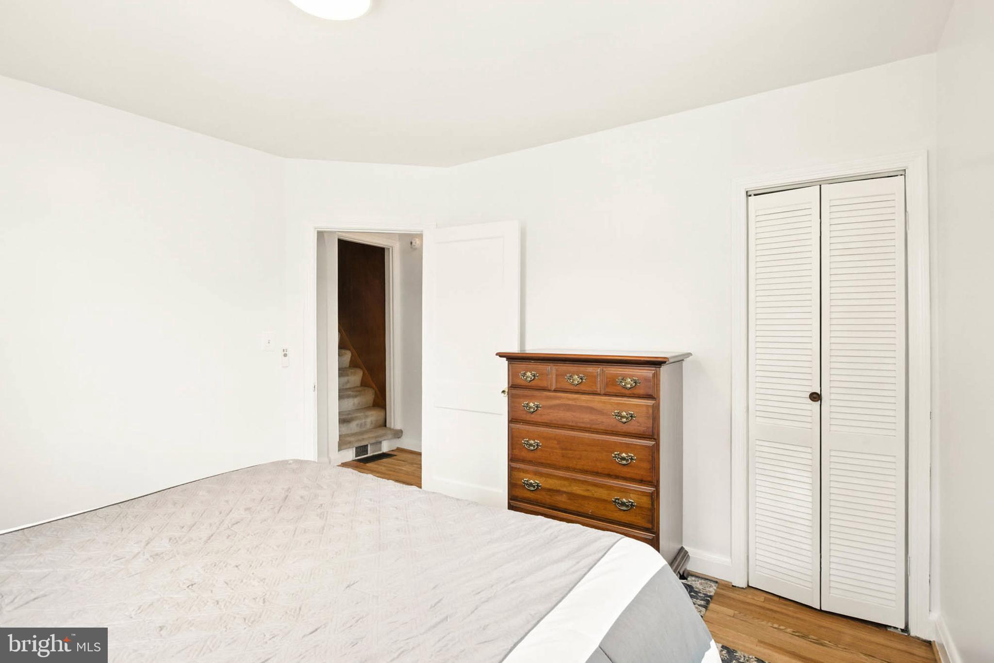 EASTERN TERRACE - Residential