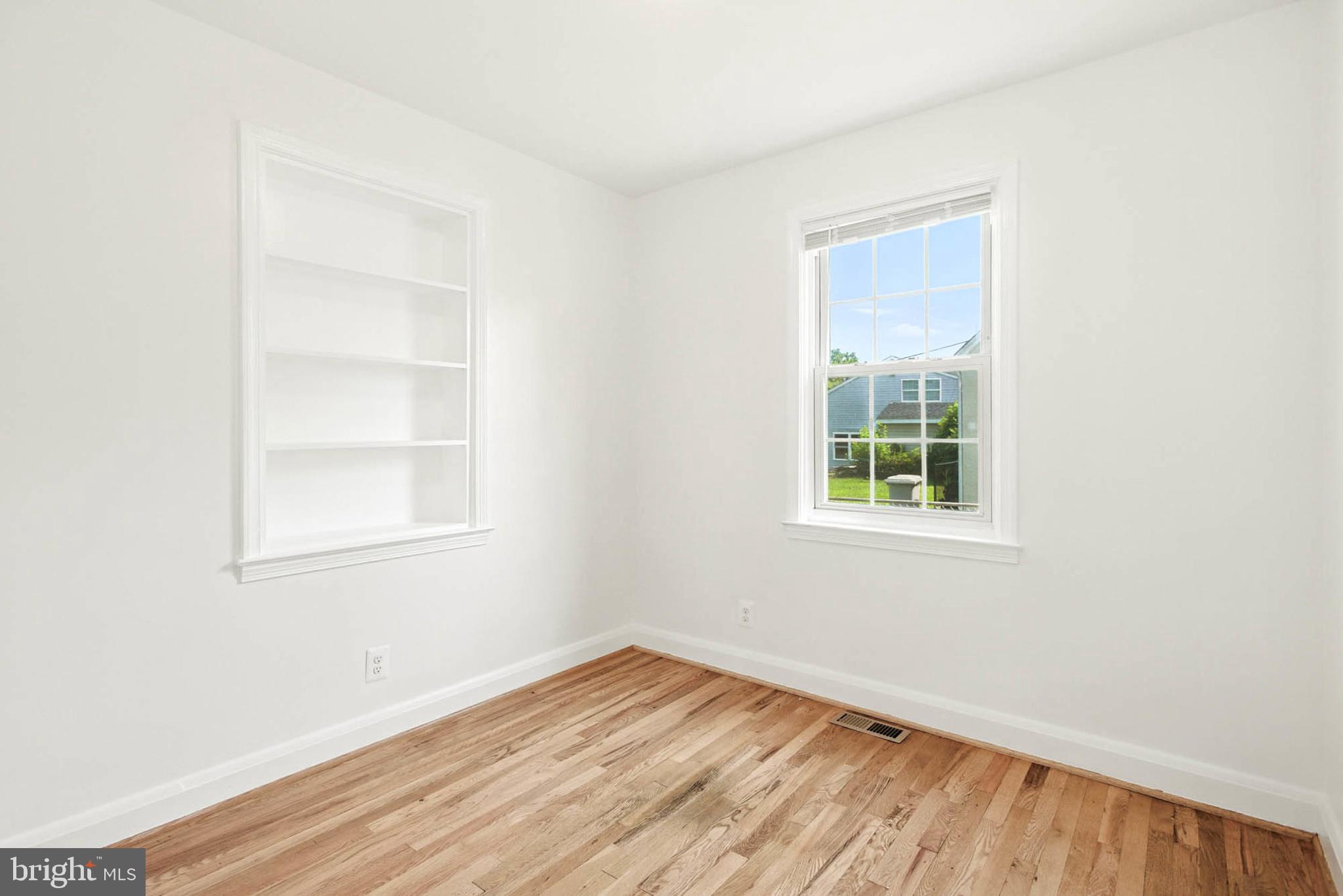 EASTERN TERRACE - Residential