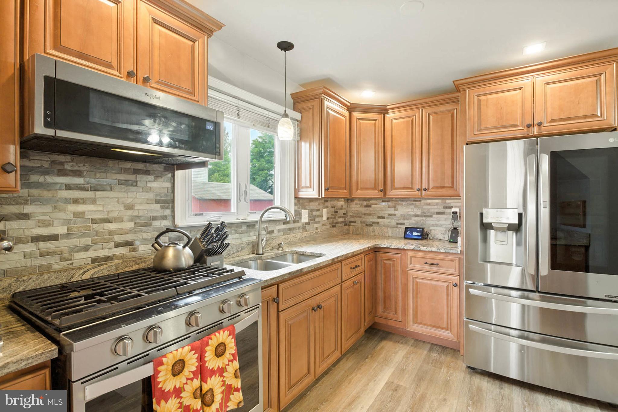 EASTERN TERRACE - Residential