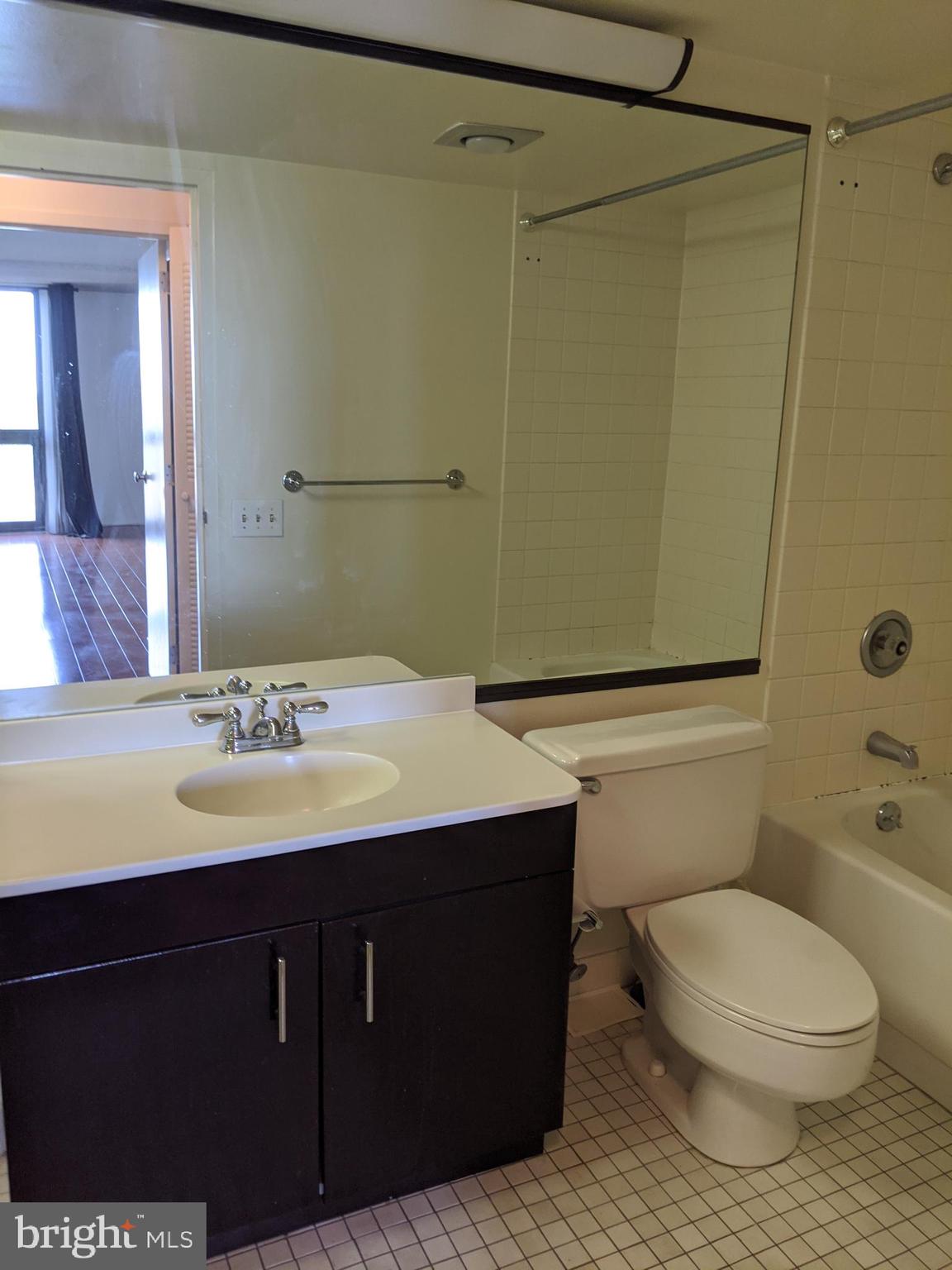 WASHINGTON SQ WEST - Residential Lease