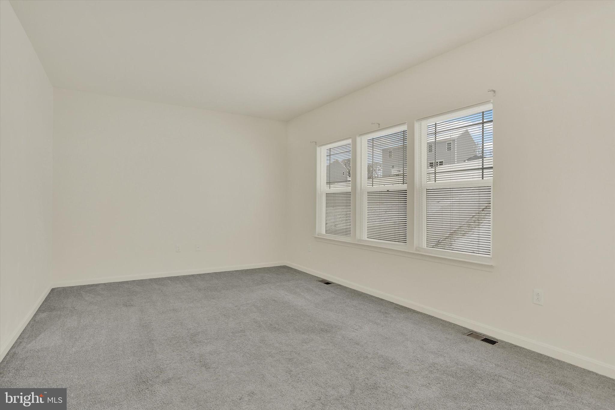 LEXINGTON ESTATES - Residential