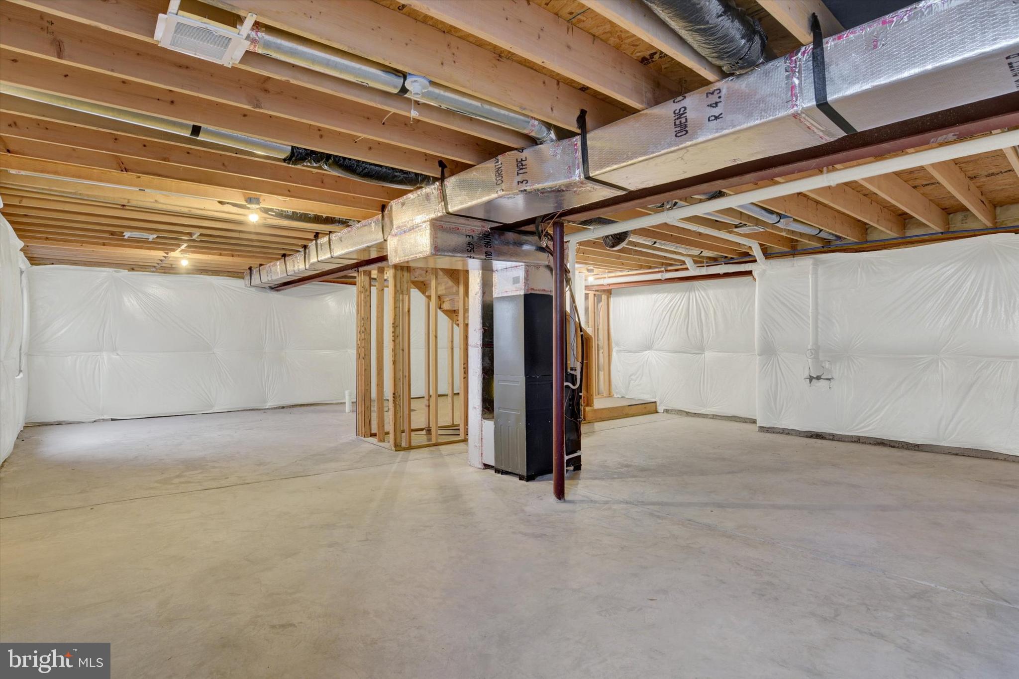 LEXINGTON ESTATES - Residential