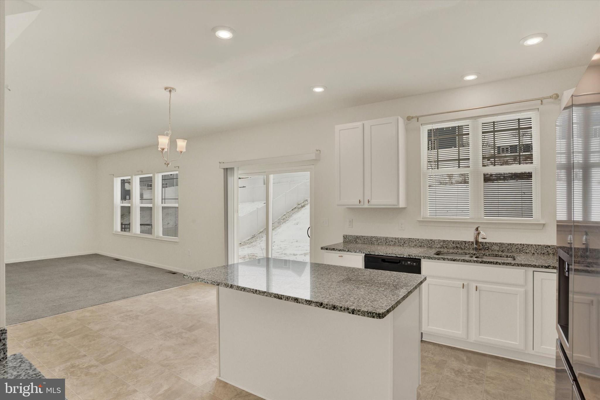 LEXINGTON ESTATES - Residential