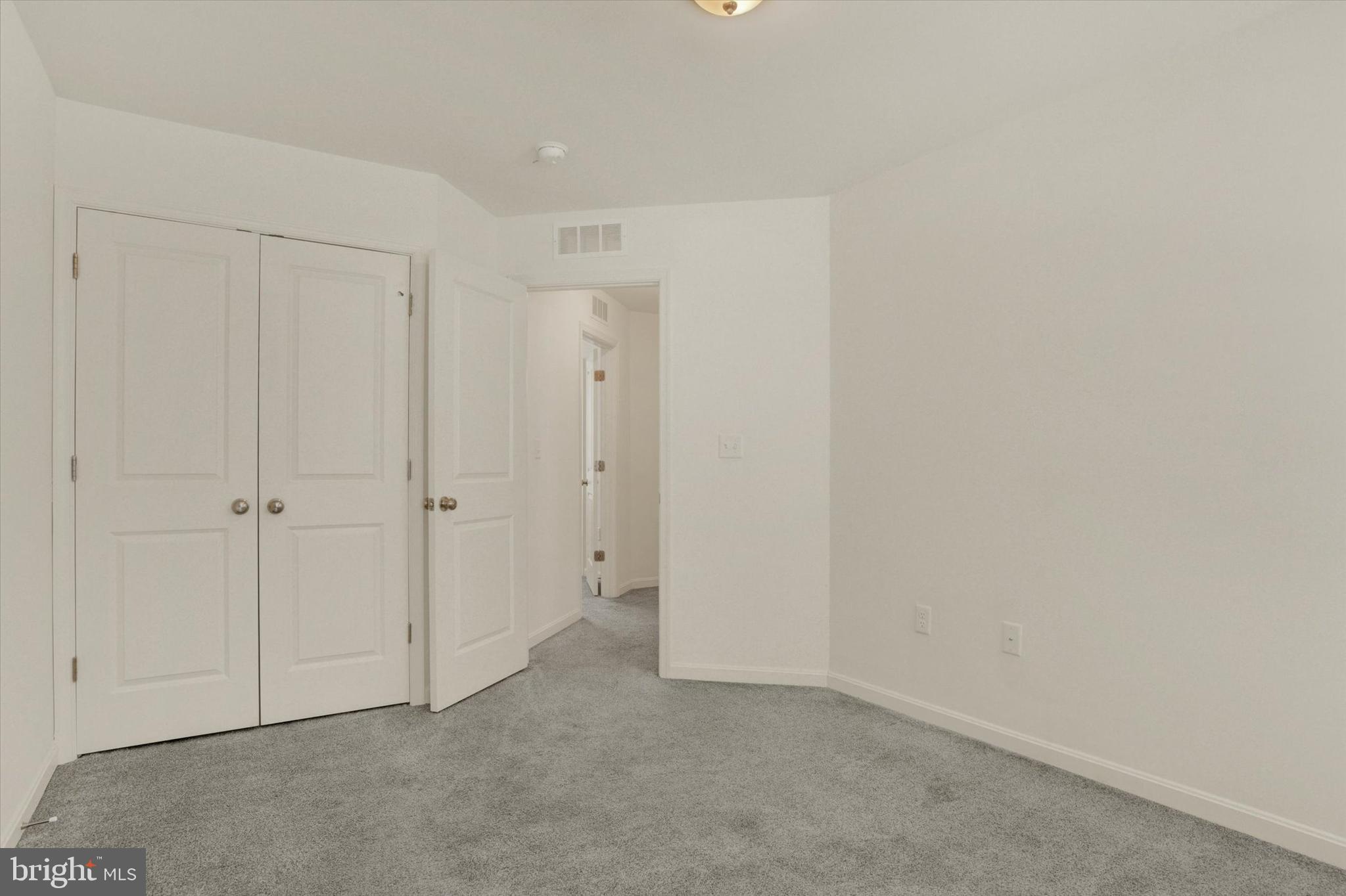 LEXINGTON ESTATES - Residential