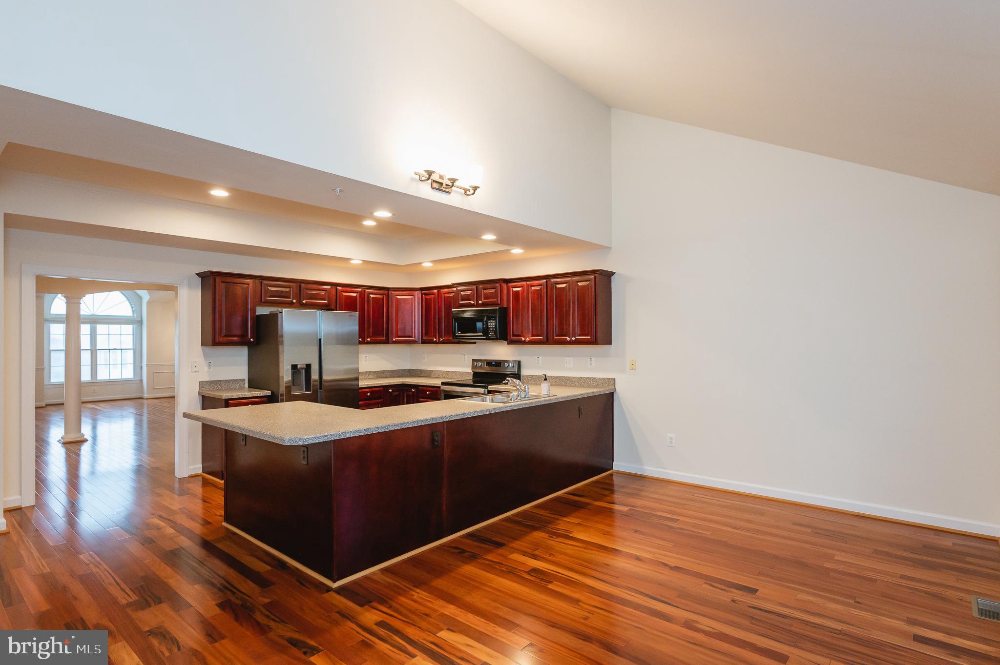 BARRINGTON - Residential Lease