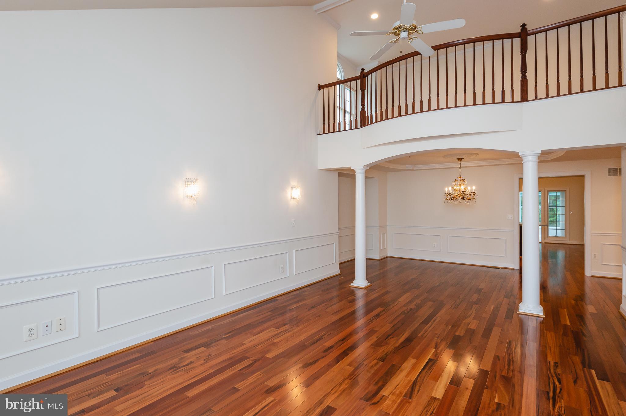 BARRINGTON - Residential Lease