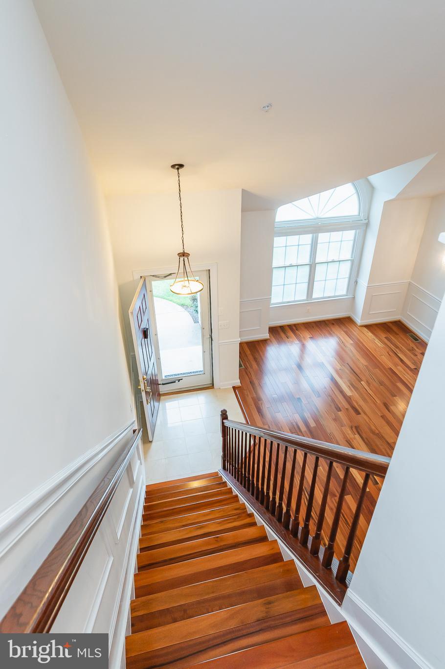 BARRINGTON - Residential Lease