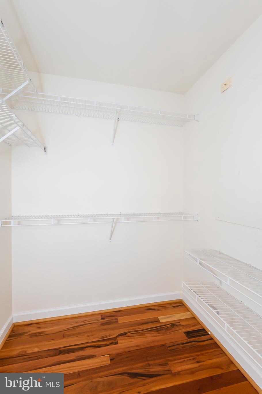 BARRINGTON - Residential Lease