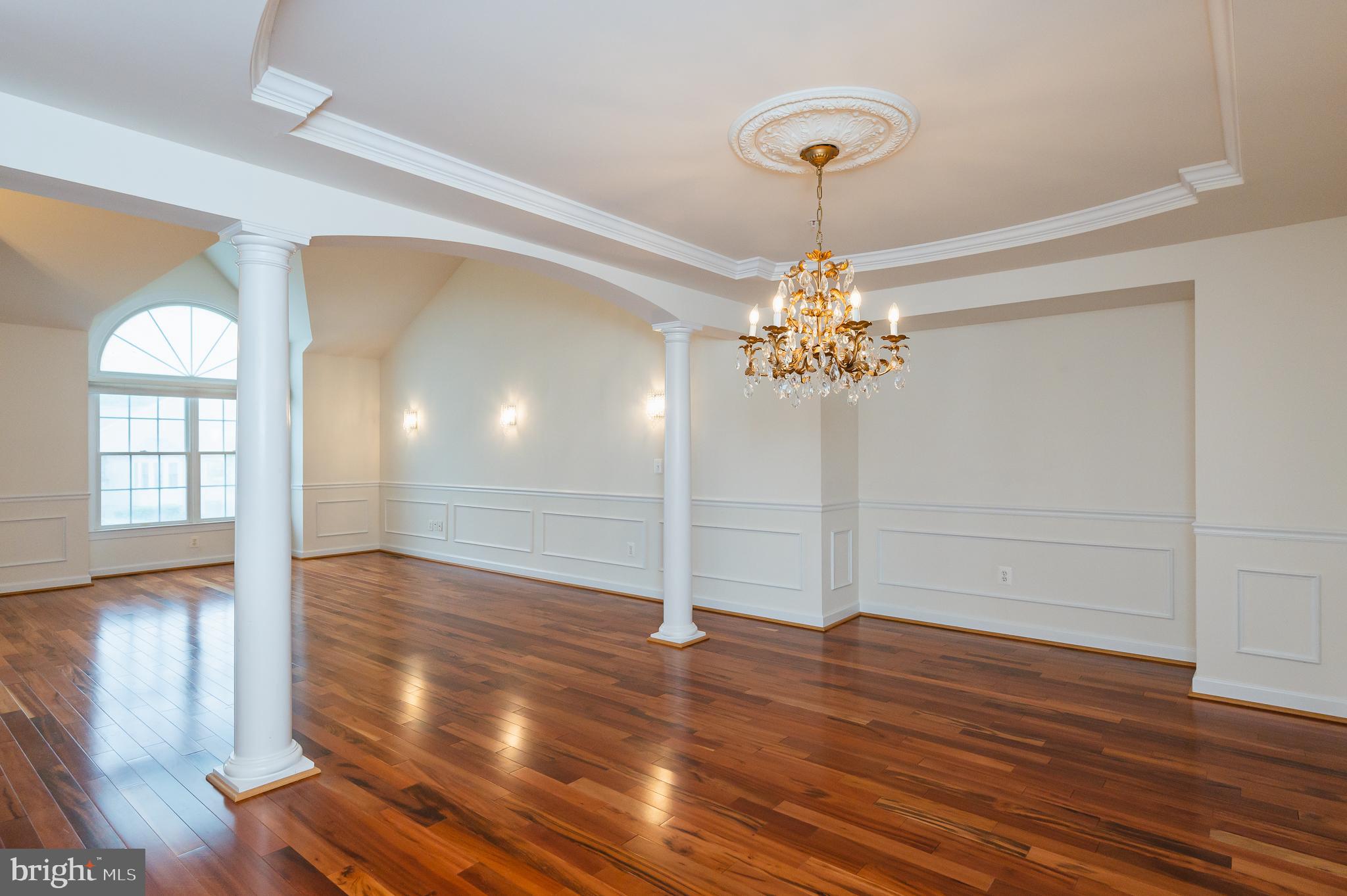 BARRINGTON - Residential Lease