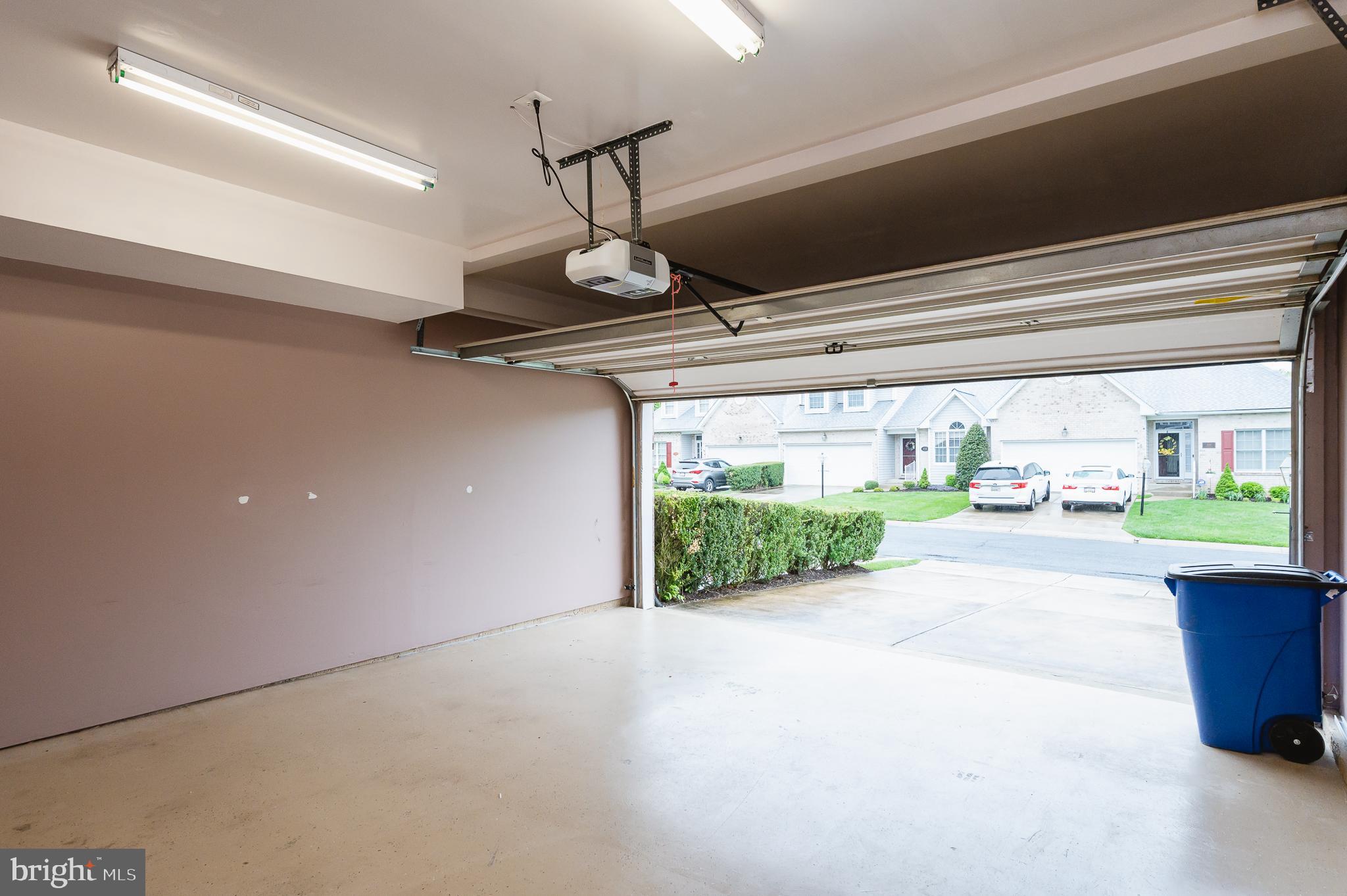 BARRINGTON - Residential Lease