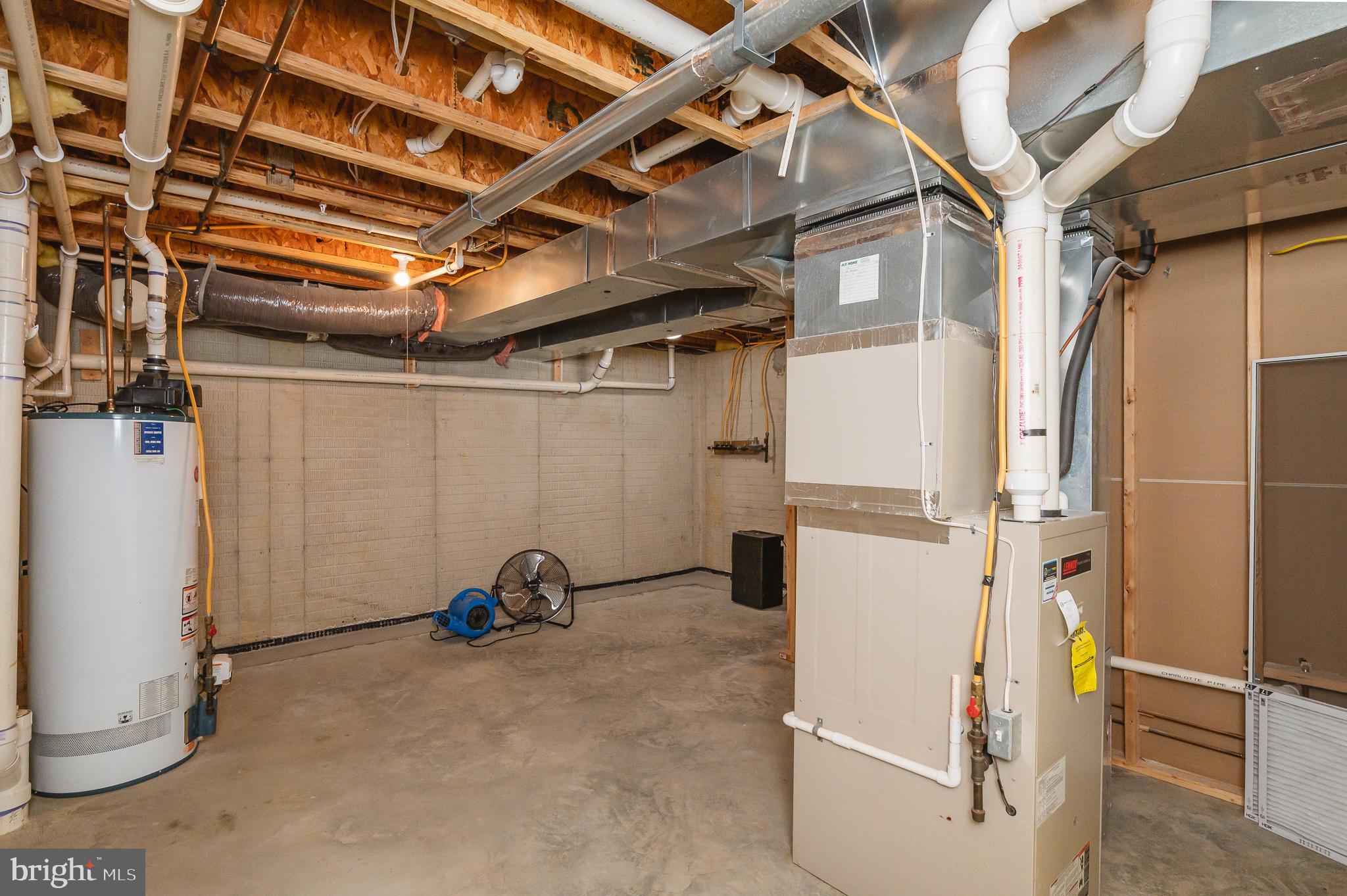 BARRINGTON - Residential Lease