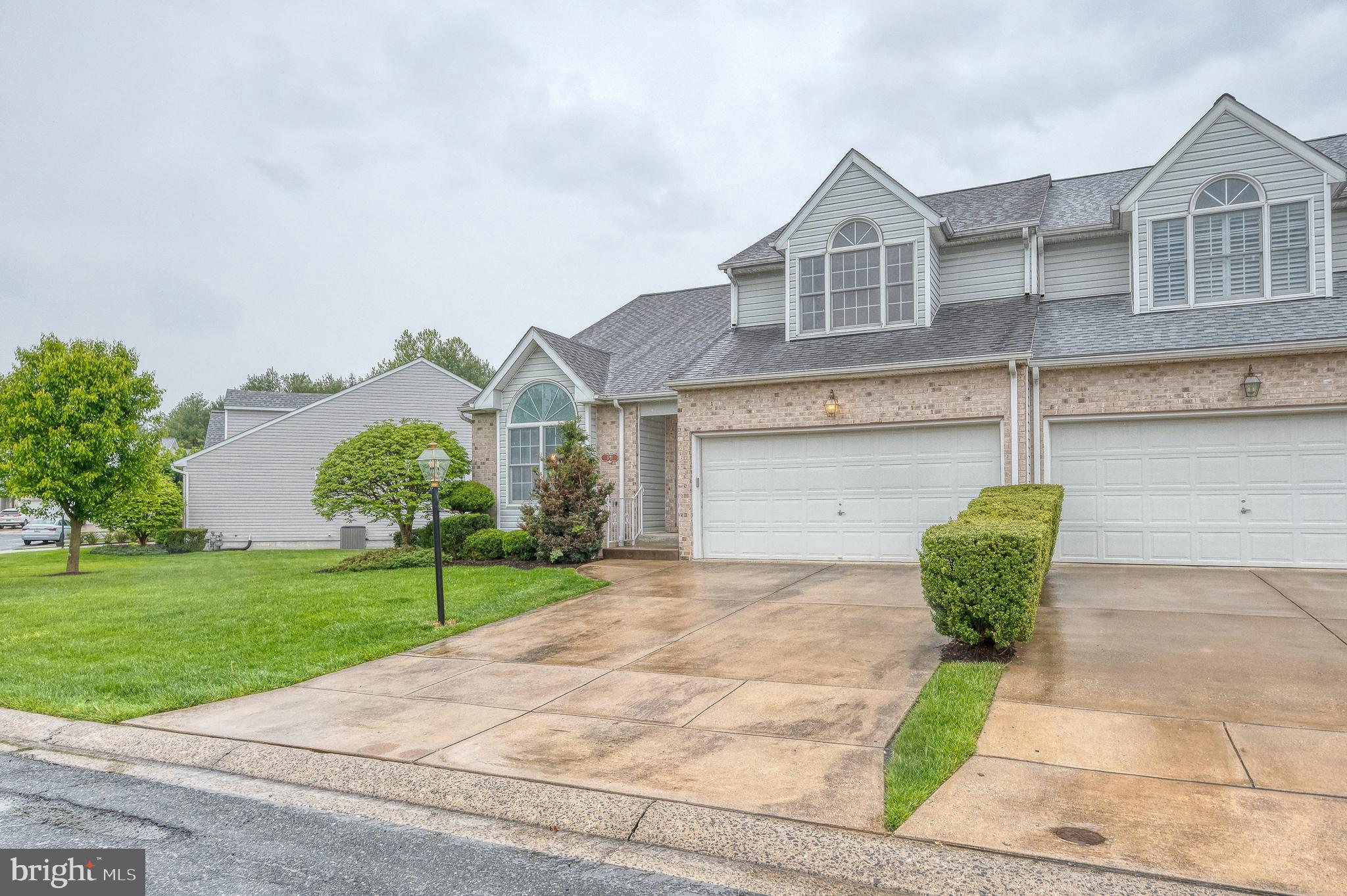 BARRINGTON - Residential Lease