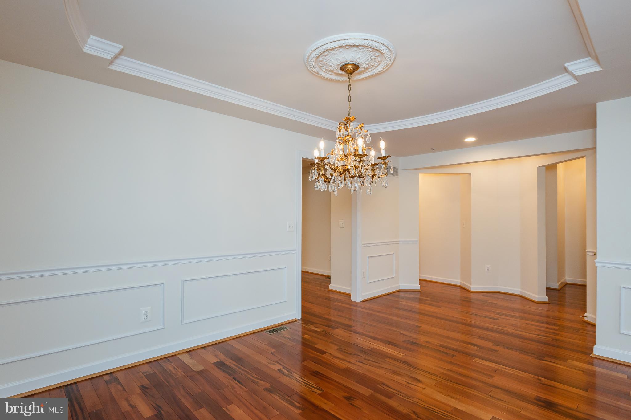 BARRINGTON - Residential Lease