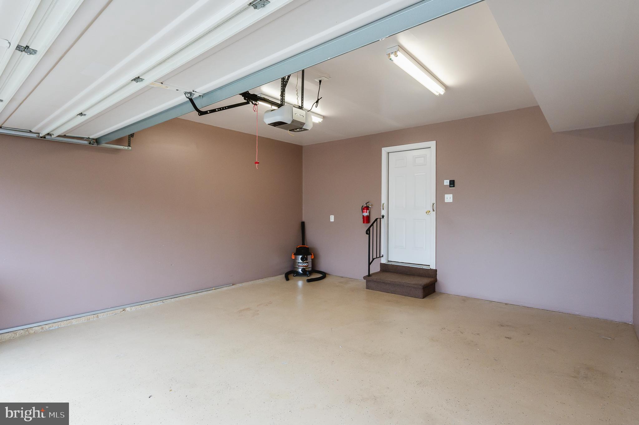 BARRINGTON - Residential Lease