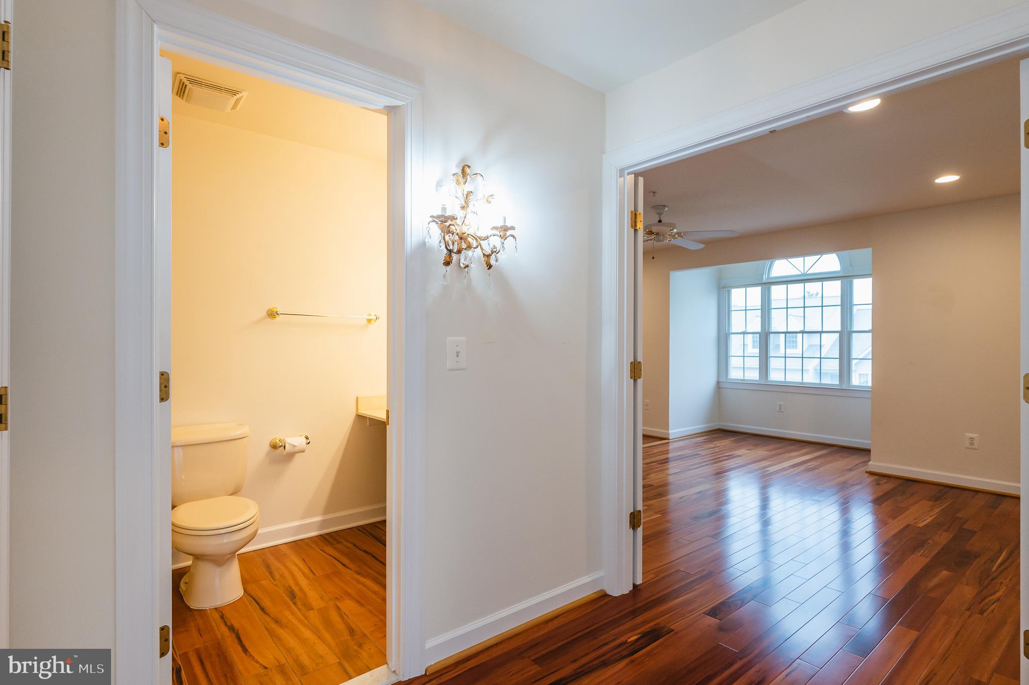 BARRINGTON - Residential Lease