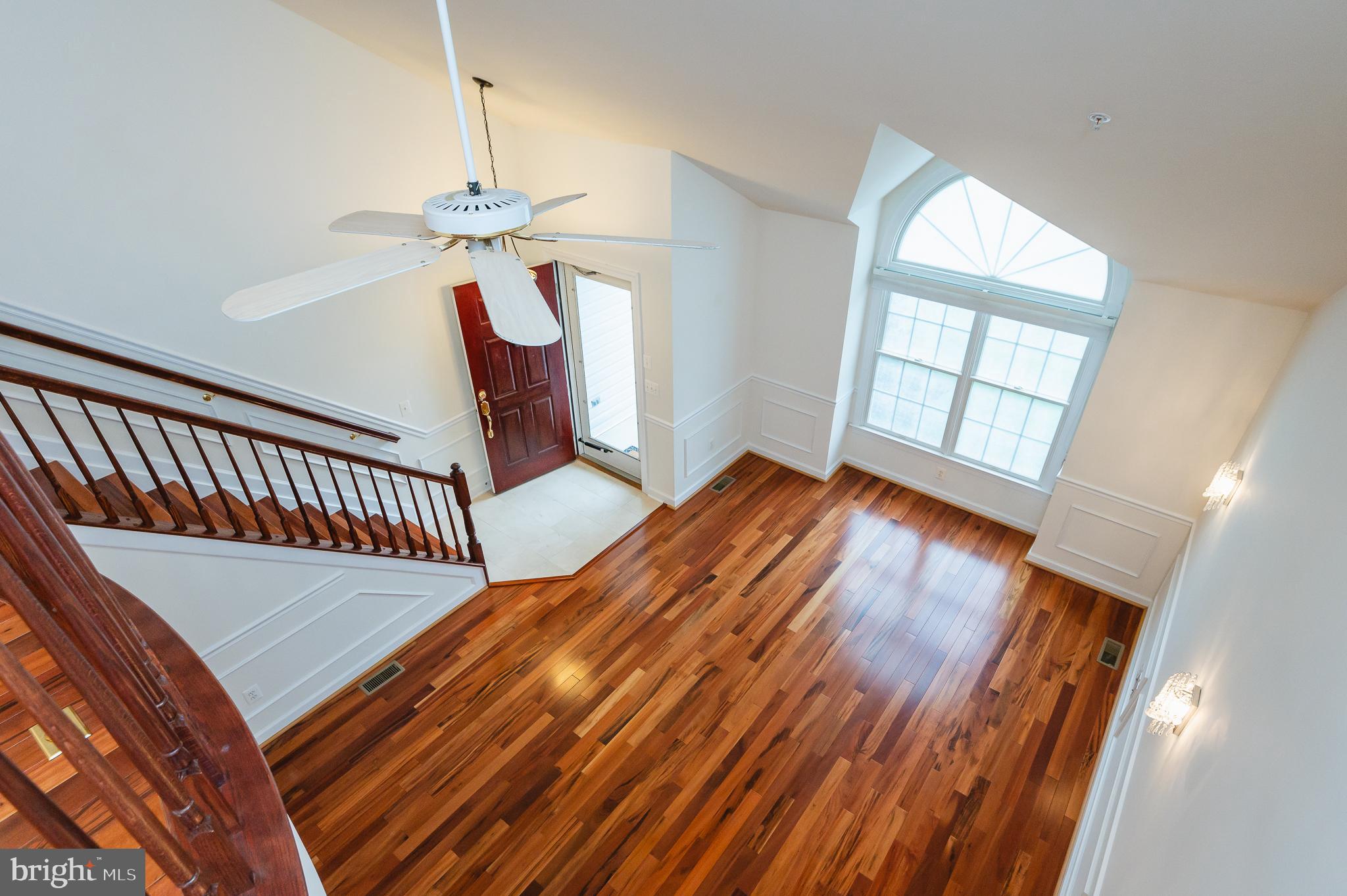 BARRINGTON - Residential Lease